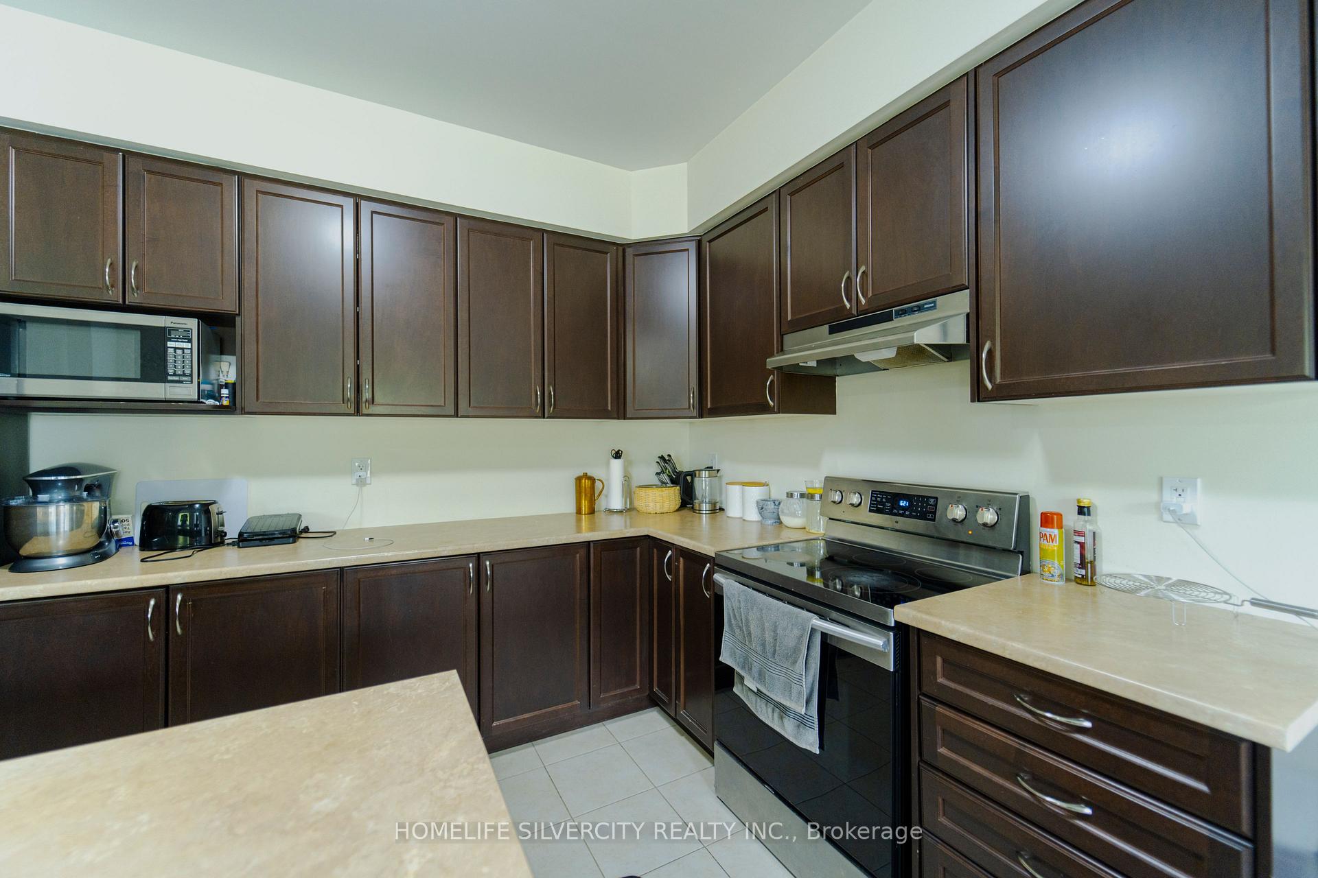 Photo 5 of 163 Bilanski Farm Road, Brantford, Echo Place — HOMEH