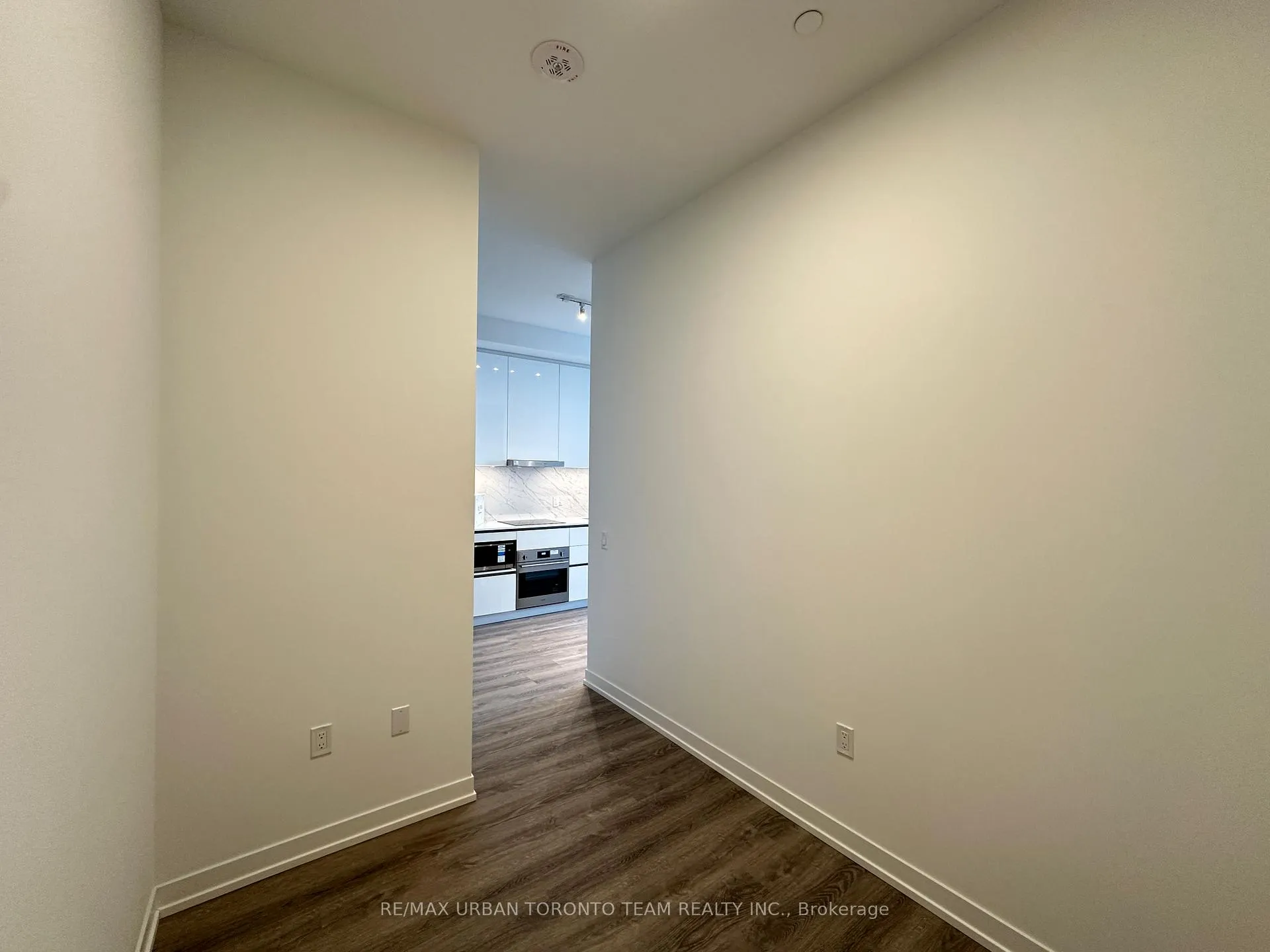 Photo 11 of Unit 608, 8 Interchange Way, Vaughan, Vaughan Corporate Centre — HOMEH