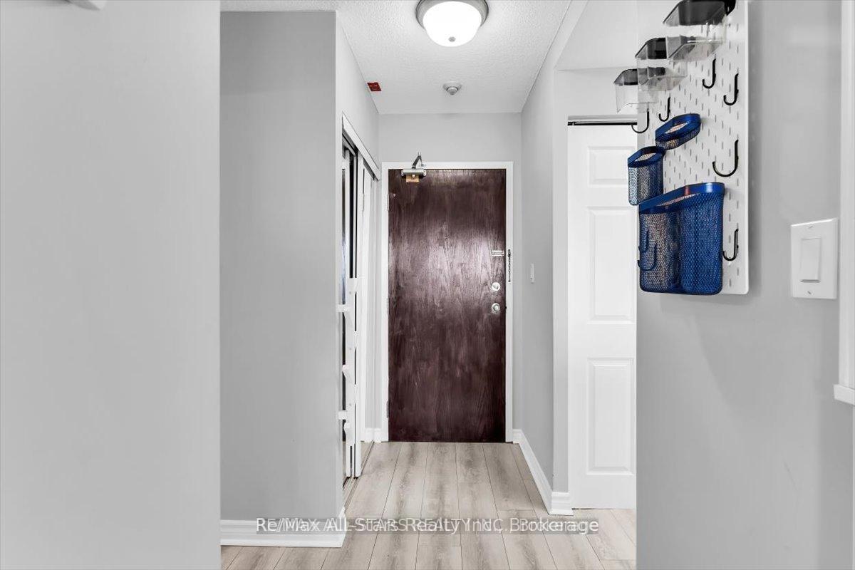 Photo 2 of Unit 1002, 711 Rossland Road E, Whitby, Pringle Creek — HOMEH