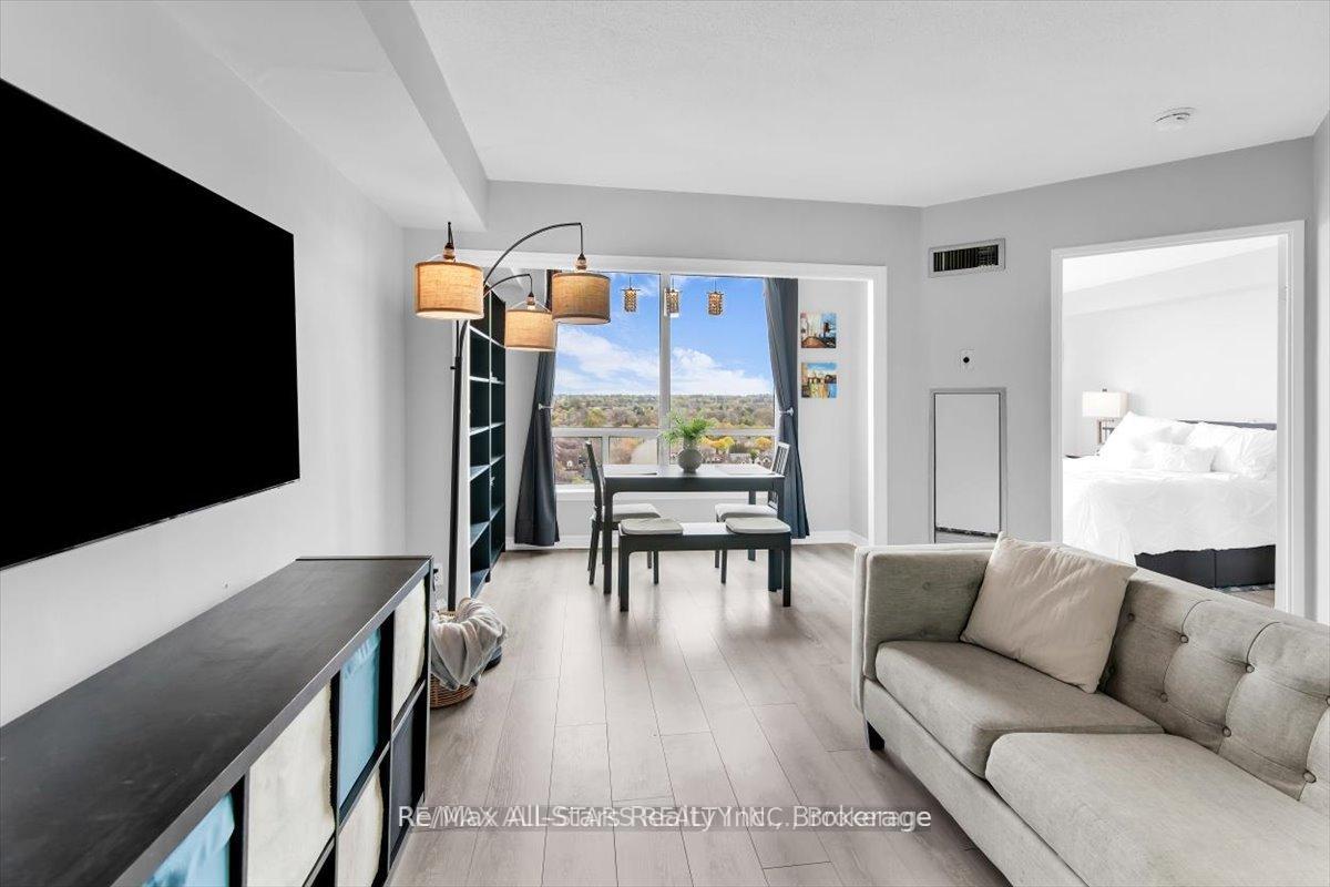 Photo 10 of Unit 1002, 711 Rossland Road E, Whitby, Pringle Creek — HOMEH