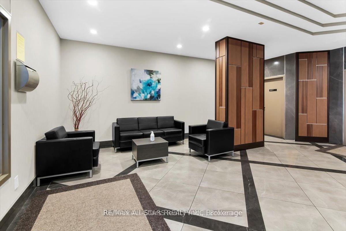 Photo 26 of Unit 1002, 711 Rossland Road E, Whitby, Pringle Creek — HOMEH
