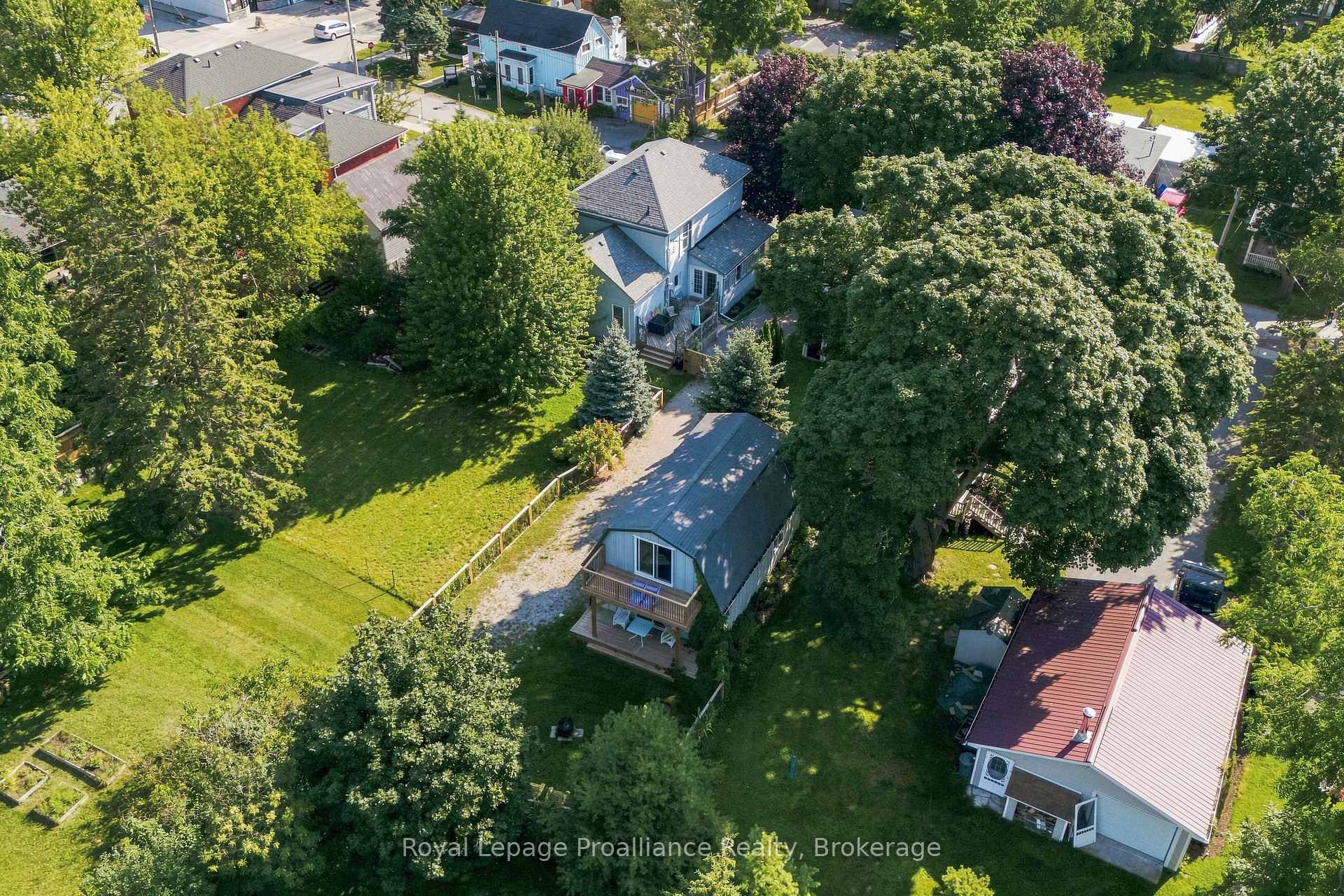 Photo 3 of 28 West Street, Prince Edward County, Wellington — HOMEH
