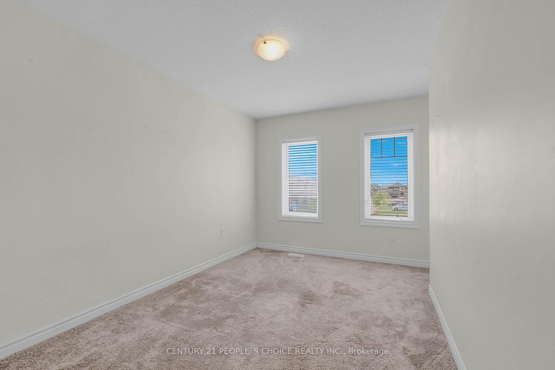 Photo 31 of 216 Explorer Way, Thorold, Rolling Meadows — HOMEH