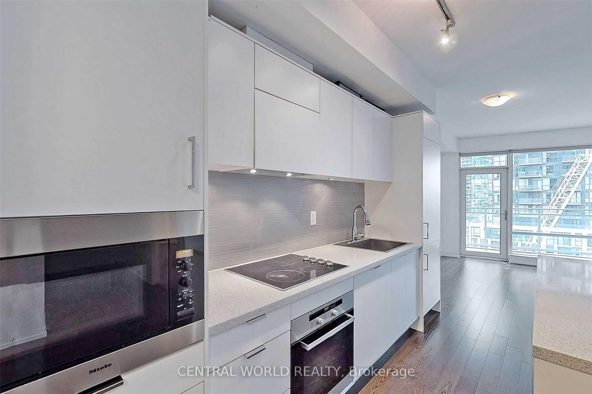 Photo 3 of Unit 1612, 21 Widmer Street, Toronto, Waterfront Communities — HOMEH