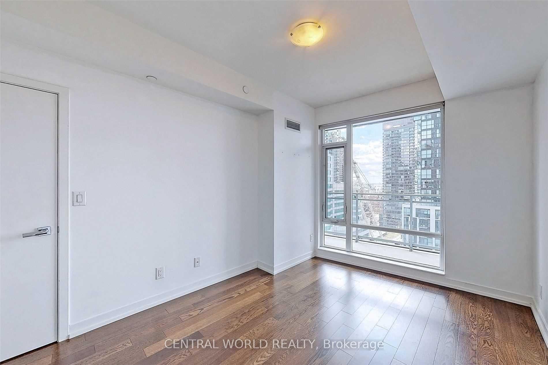 Photo 6 of Unit 1612, 21 Widmer Street, Toronto, Waterfront Communities — HOMEH