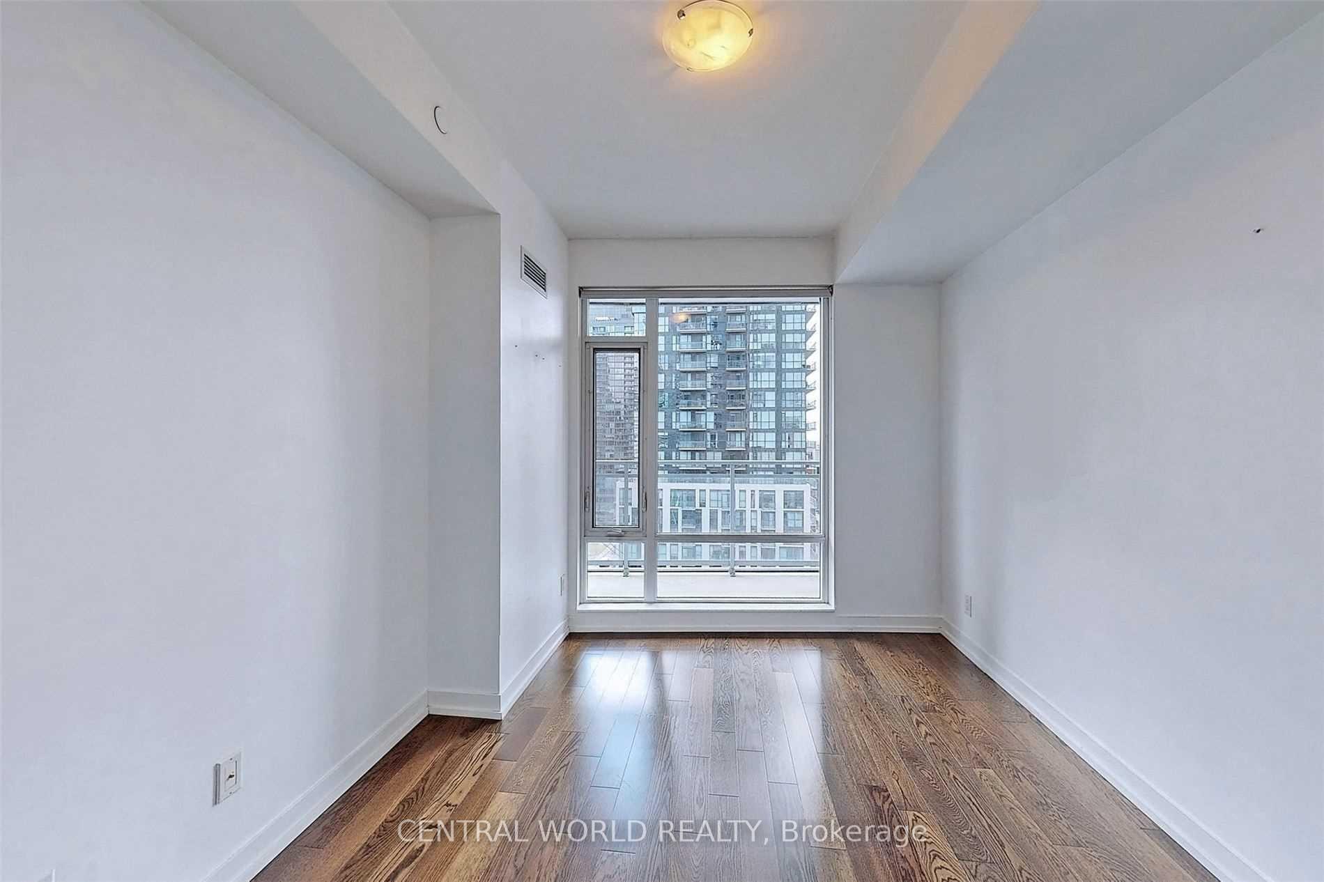 Photo 7 of Unit 1612, 21 Widmer Street, Toronto, Waterfront Communities — HOMEH