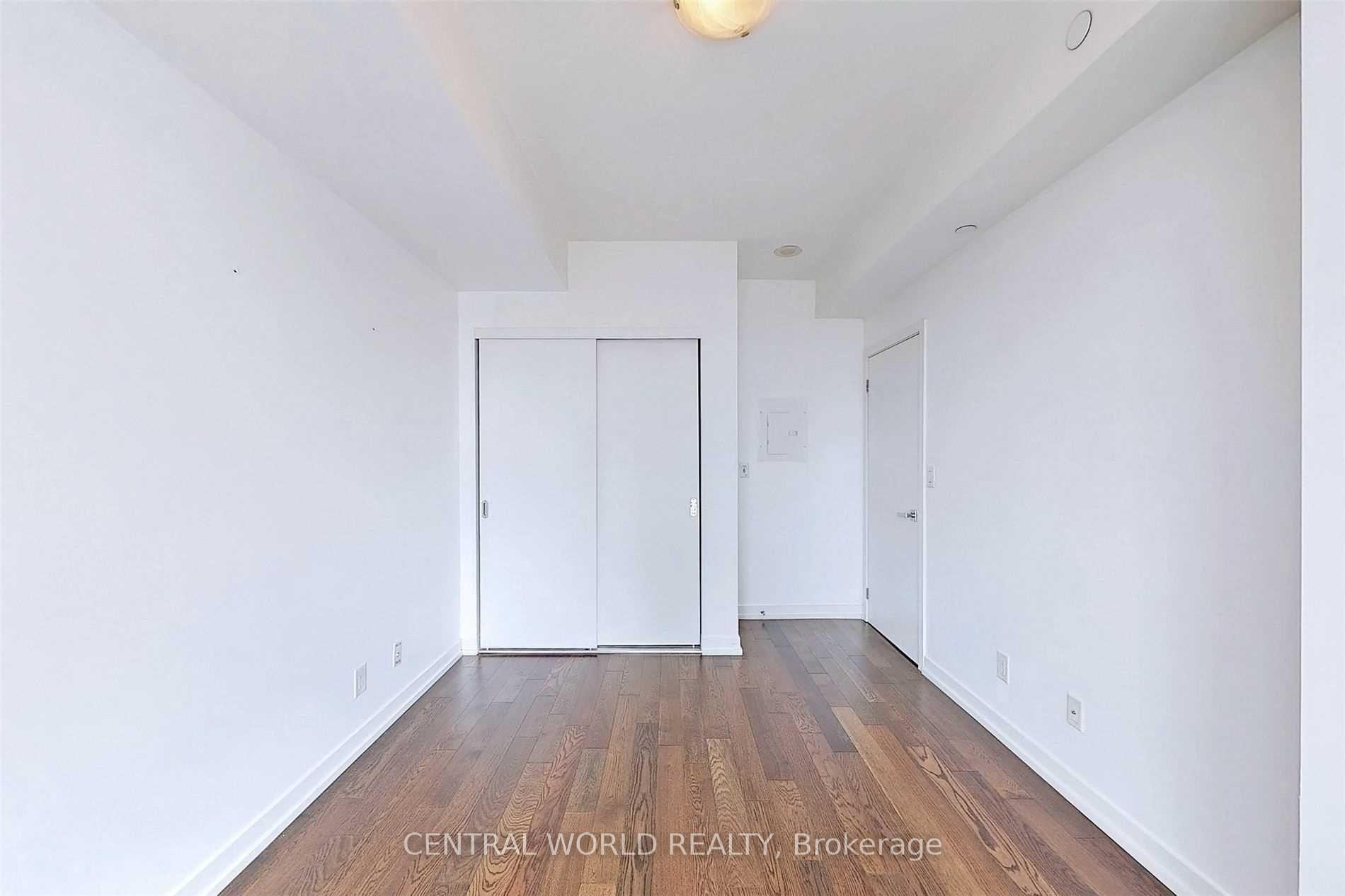 Photo 11 of Unit 1612, 21 Widmer Street, Toronto, Waterfront Communities — HOMEH