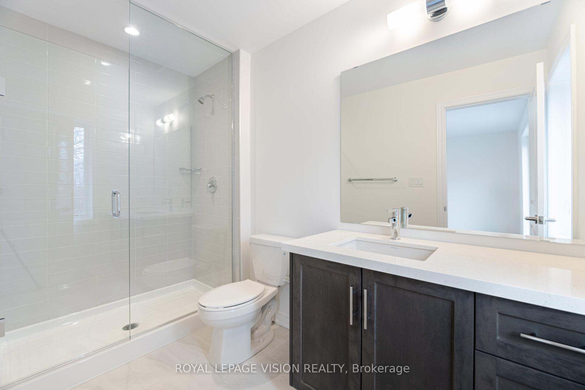 Photo 33 of 61 Folcroft Street, Brampton, Credit Valley — HOMEH