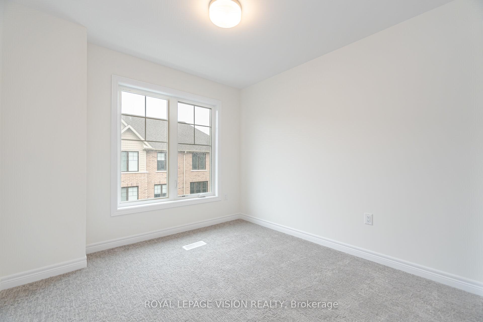 Photo 38 of 61 Folcroft Street, Brampton, Credit Valley — HOMEH