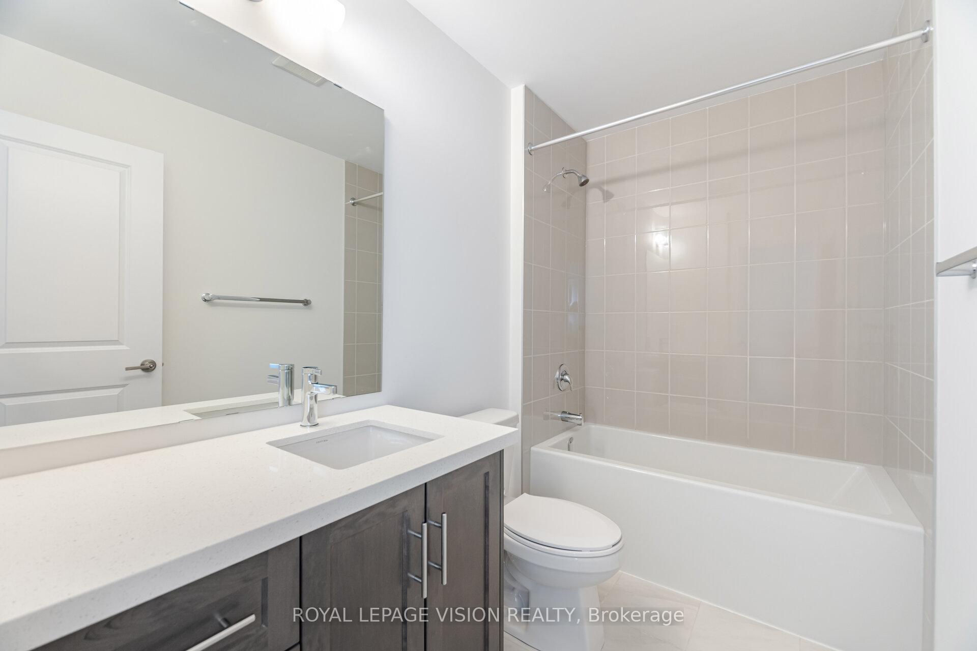 Photo 40 of 61 Folcroft Street, Brampton, Credit Valley — HOMEH