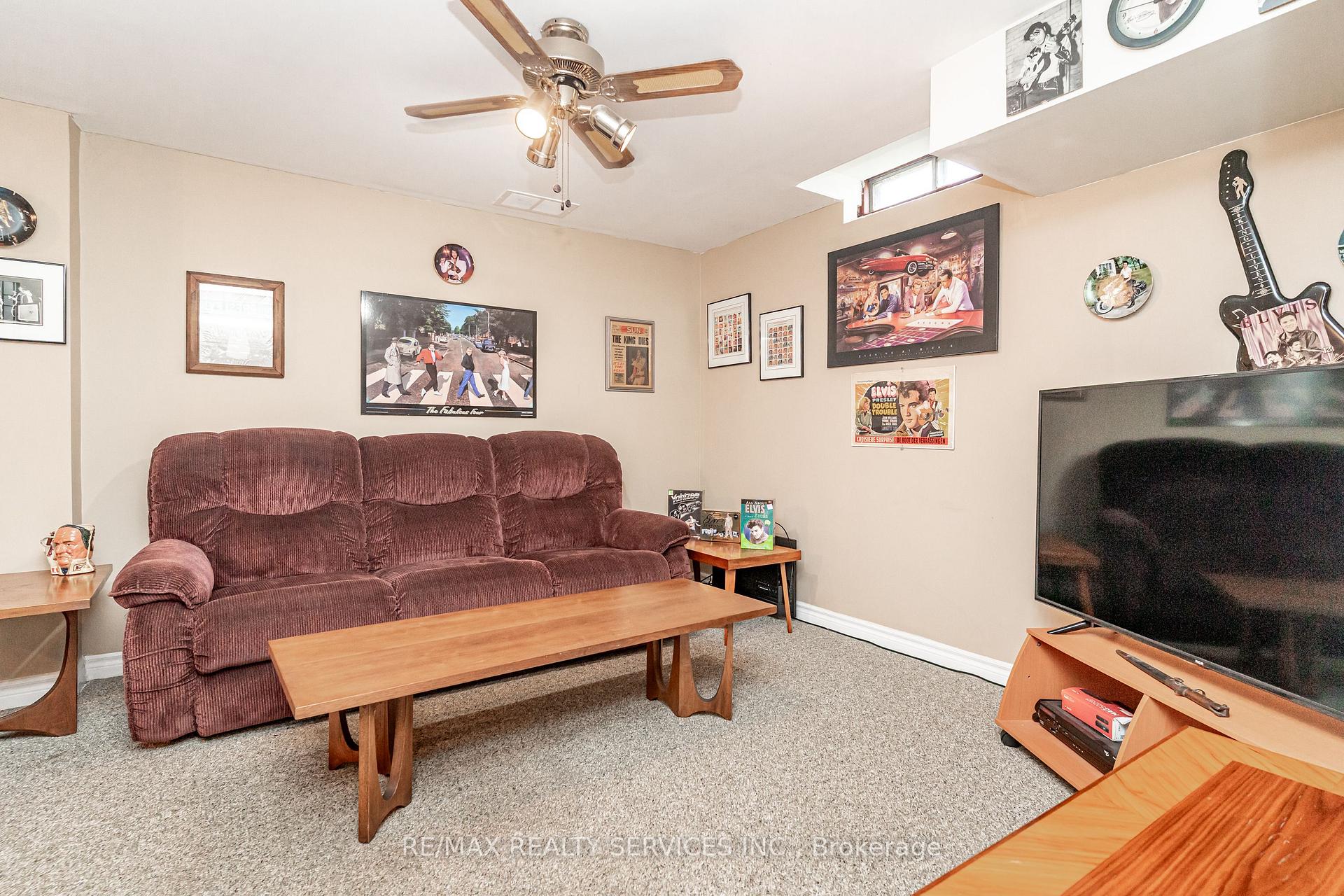 Photo 33 of 4 Markham Street, Brampton, Central Park — HOMEH