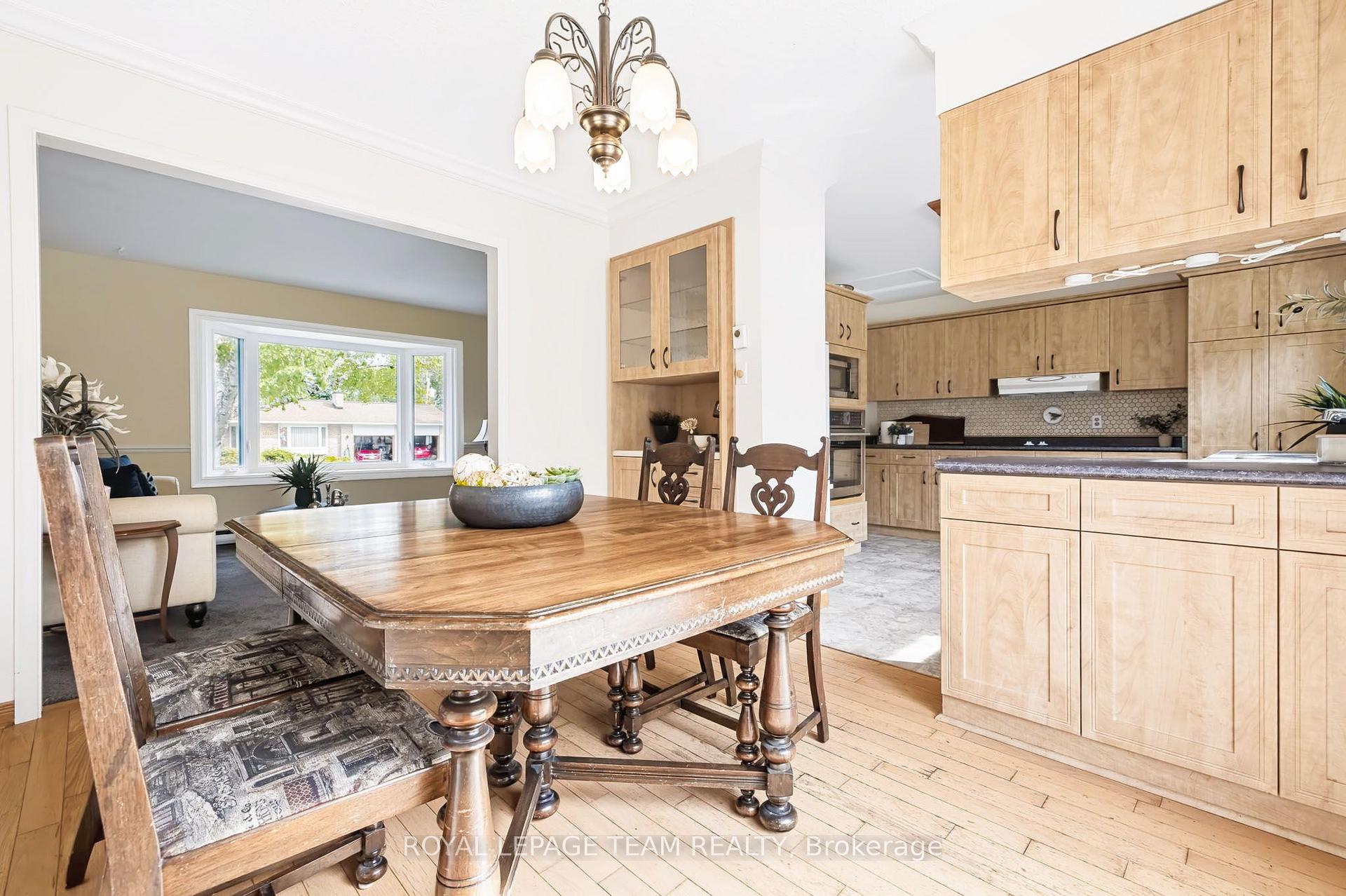 Photo 11 of 1016 Boucher Crescent, Ottawa, Manotick South to Roger Stevens — HOMEH