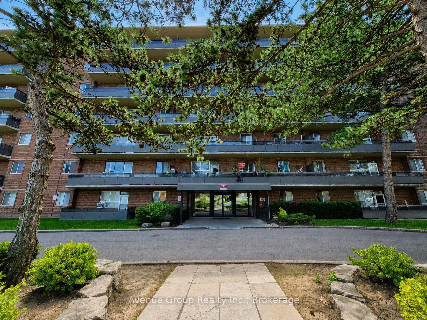 Photo 9 of Unit 711, 3801 Lawrence Avenue E, Scarborough, Woburn — HOMEH
