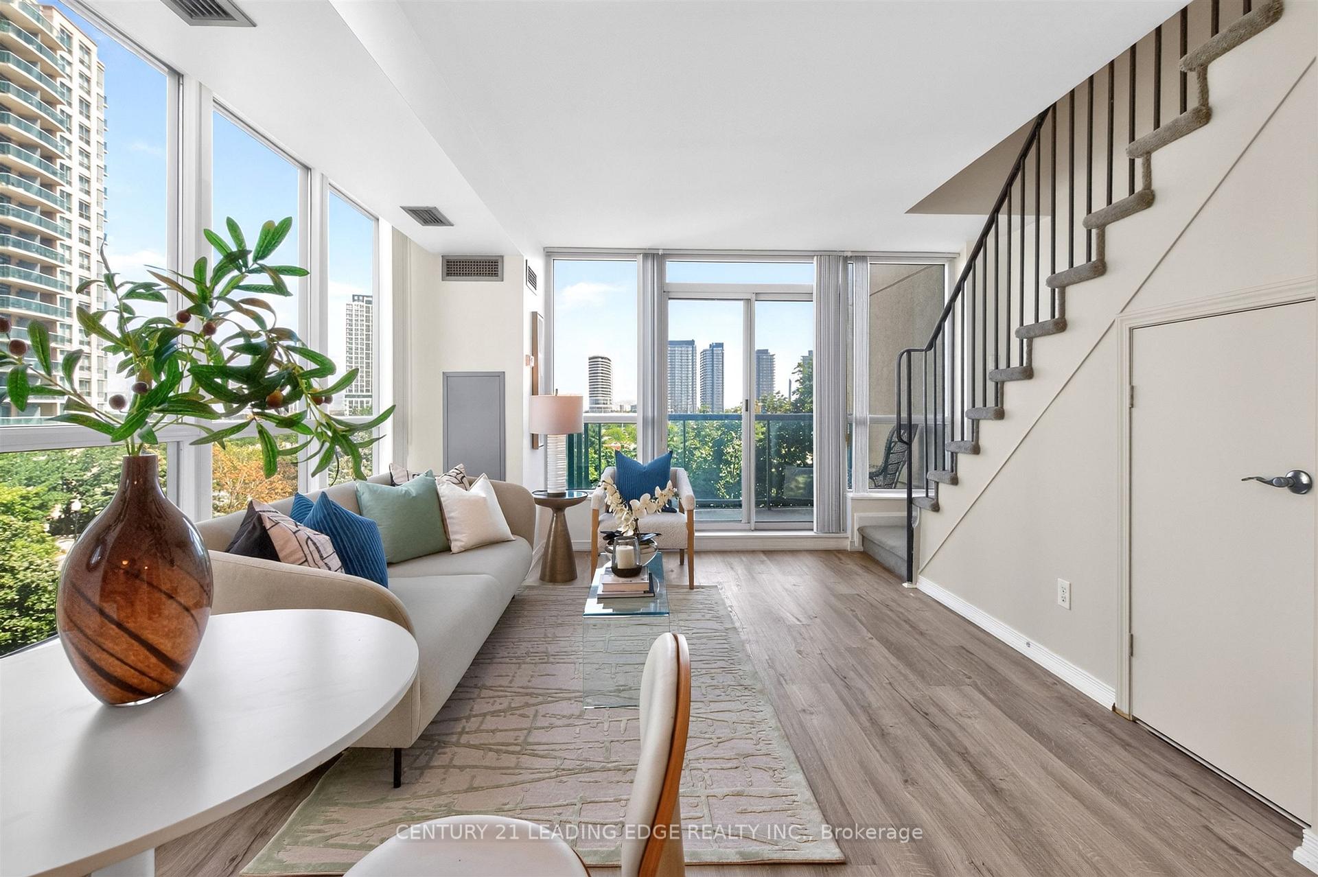 Photo 5 of Unit 403, 2585 Erin Centre Boulevard, Mississauga, Central Erin Mills — HOMEH
