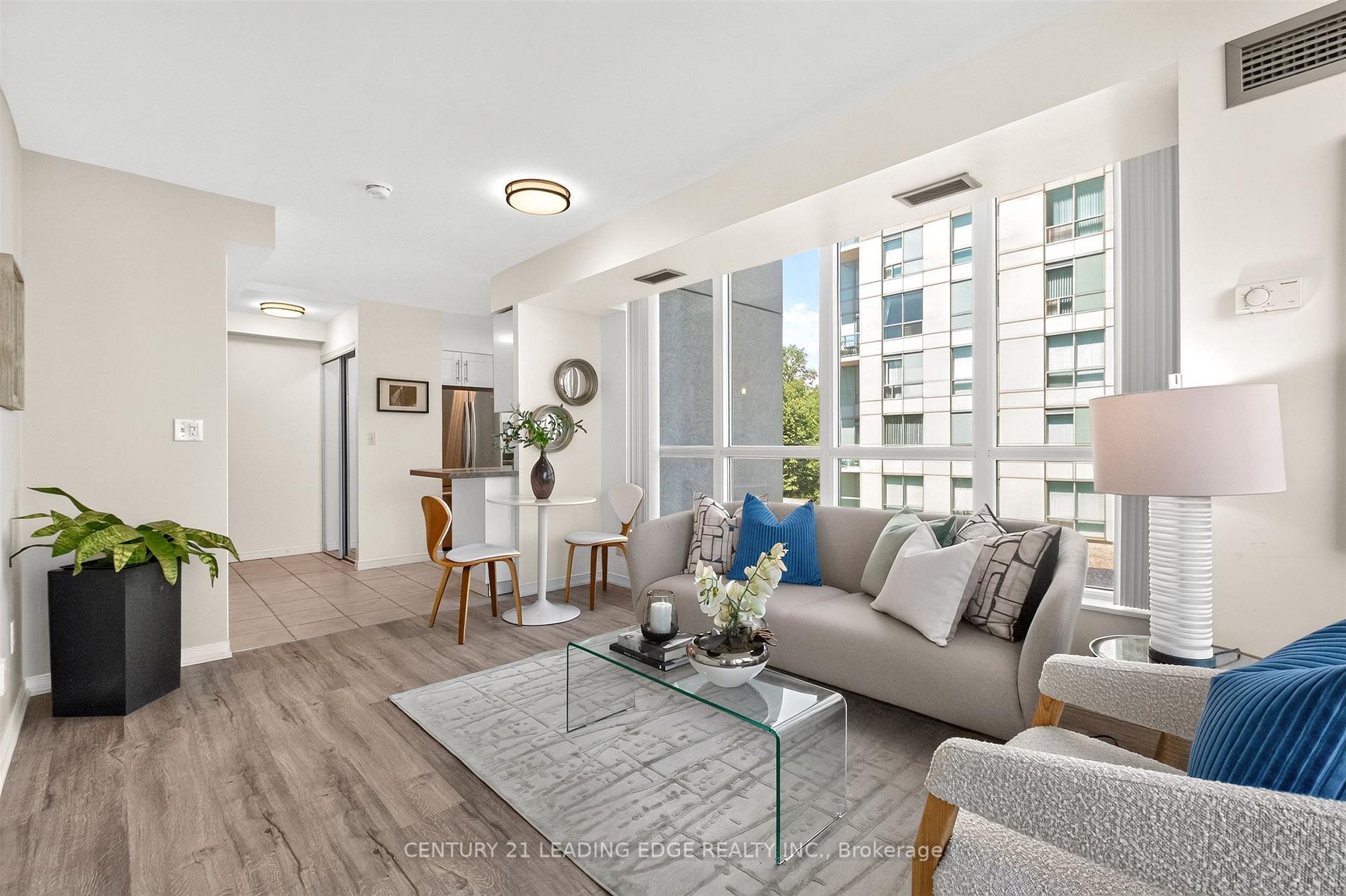 Photo 6 of Unit 403, 2585 Erin Centre Boulevard, Mississauga, Central Erin Mills — HOMEH
