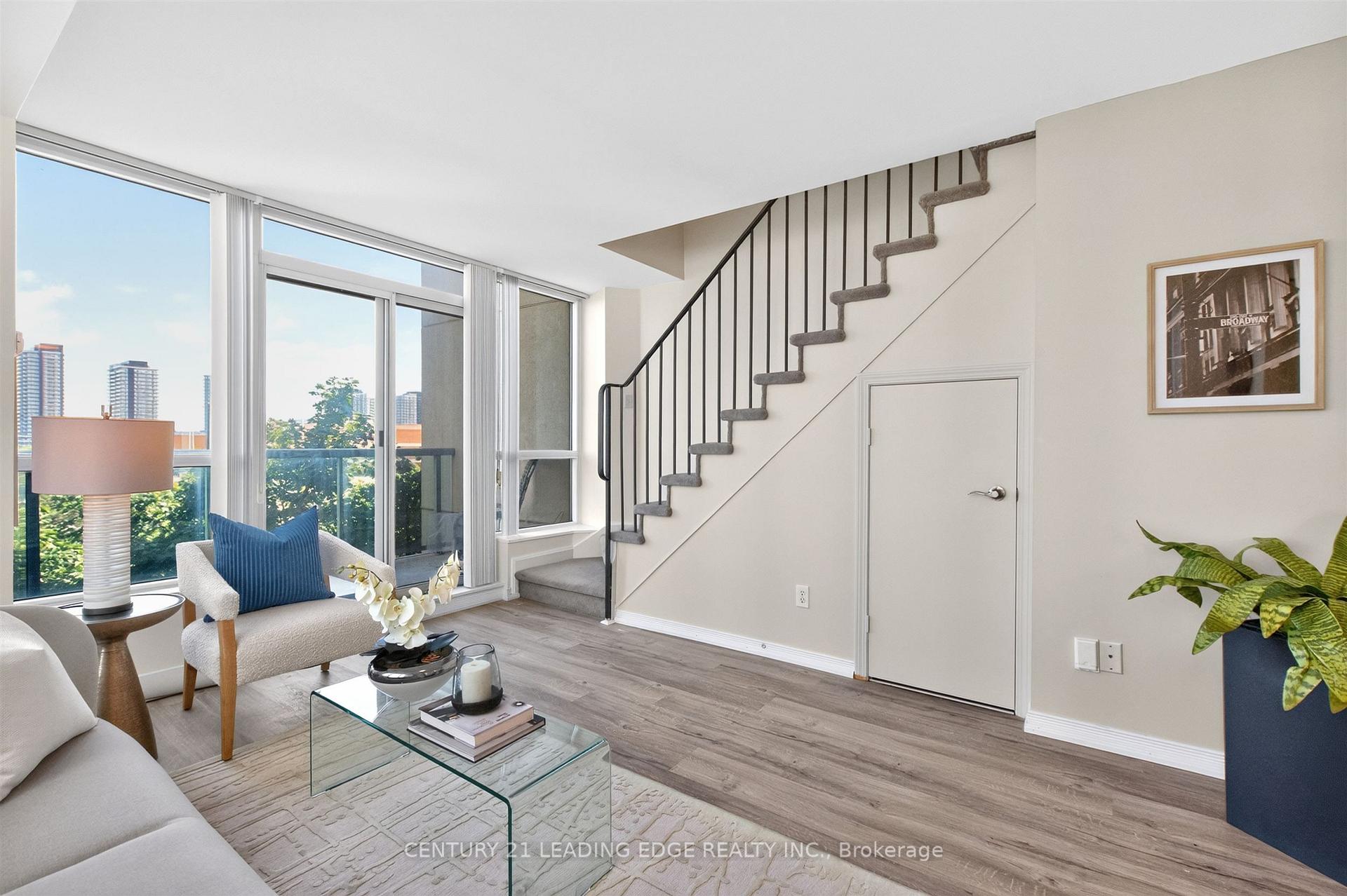 Photo 7 of Unit 403, 2585 Erin Centre Boulevard, Mississauga, Central Erin Mills — HOMEH