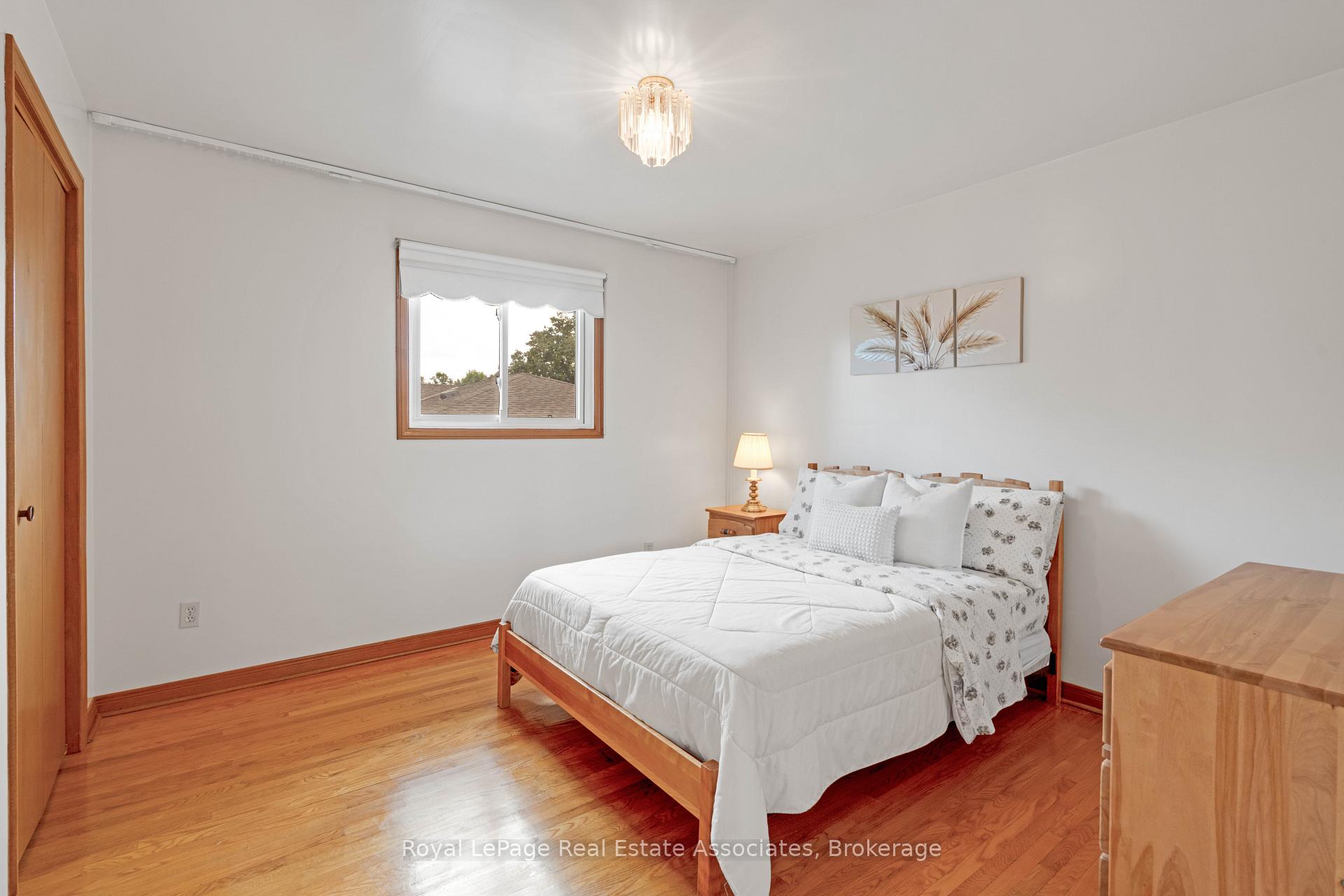 Photo 25 of 2535 Privet Crescent, Mississauga, Cooksville — HOMEH