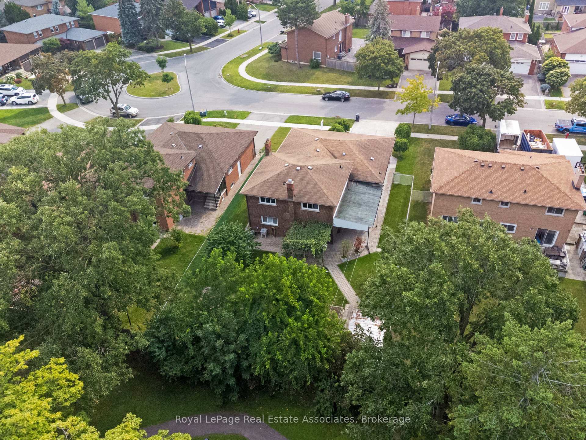 Photo 50 of 2535 Privet Crescent, Mississauga, Cooksville — HOMEH