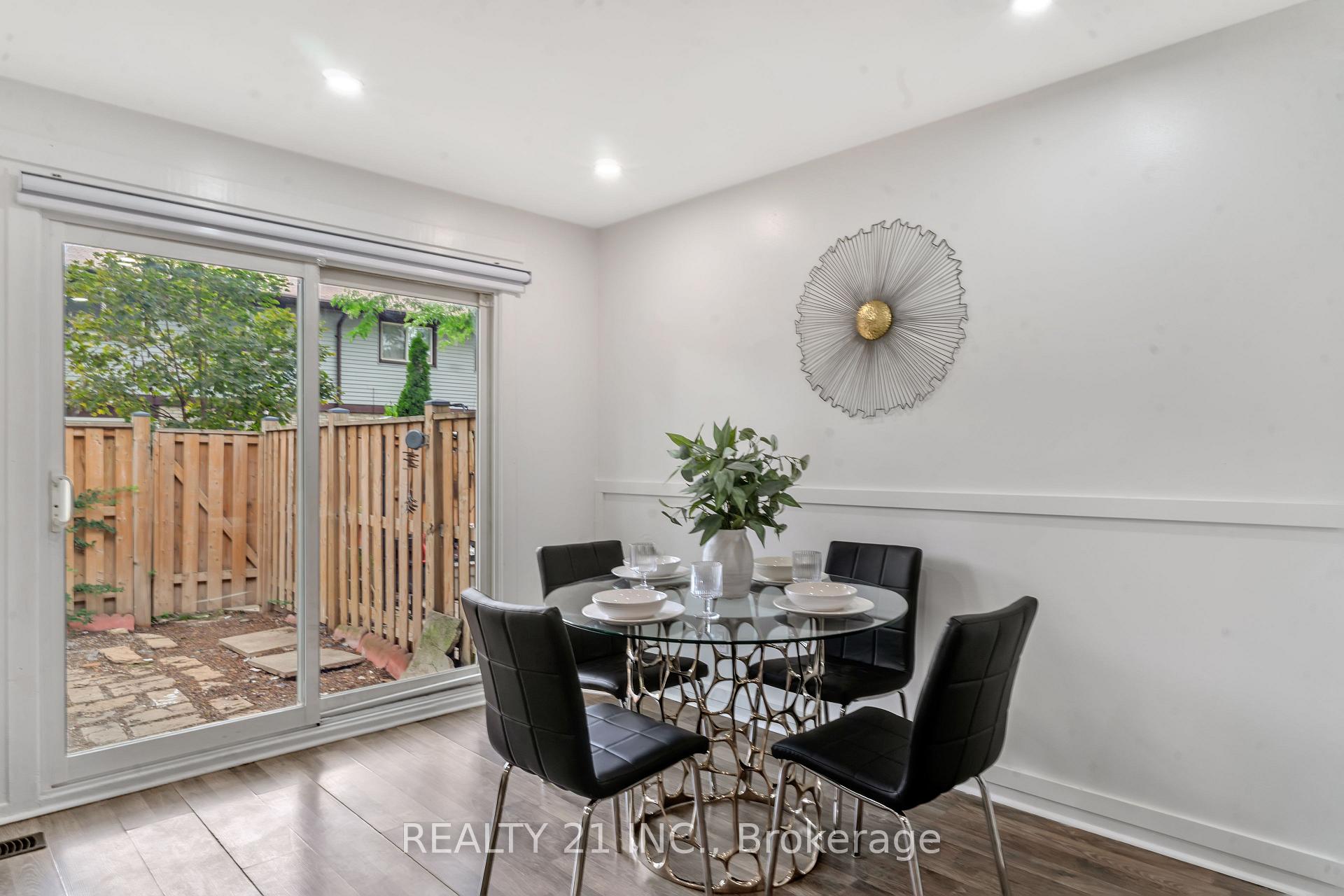 Photo 6 of Unit 101, 45 Hansen Road N, Brampton, Madoc — HOMEH