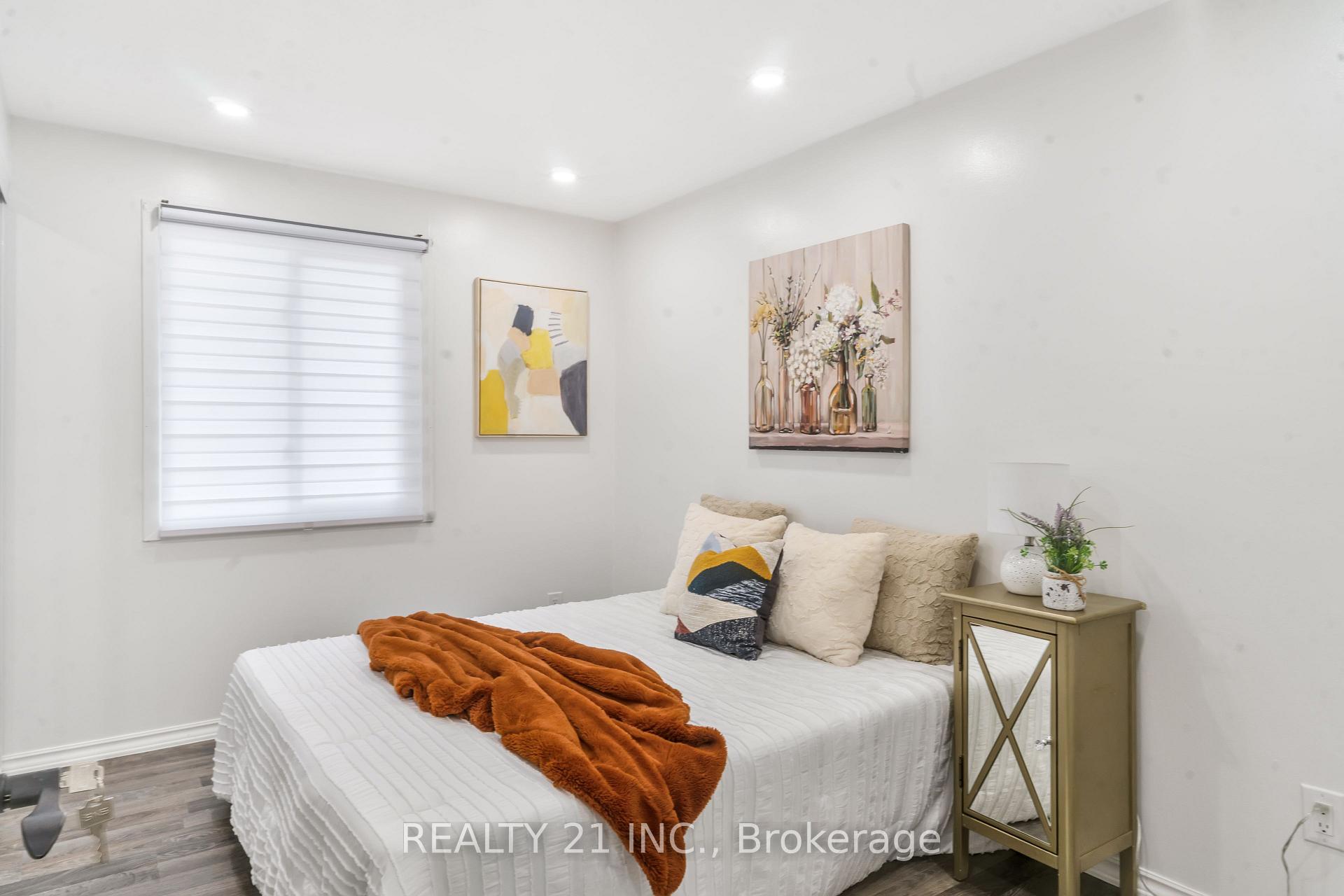 Photo 12 of Unit 101, 45 Hansen Road N, Brampton, Madoc — HOMEH