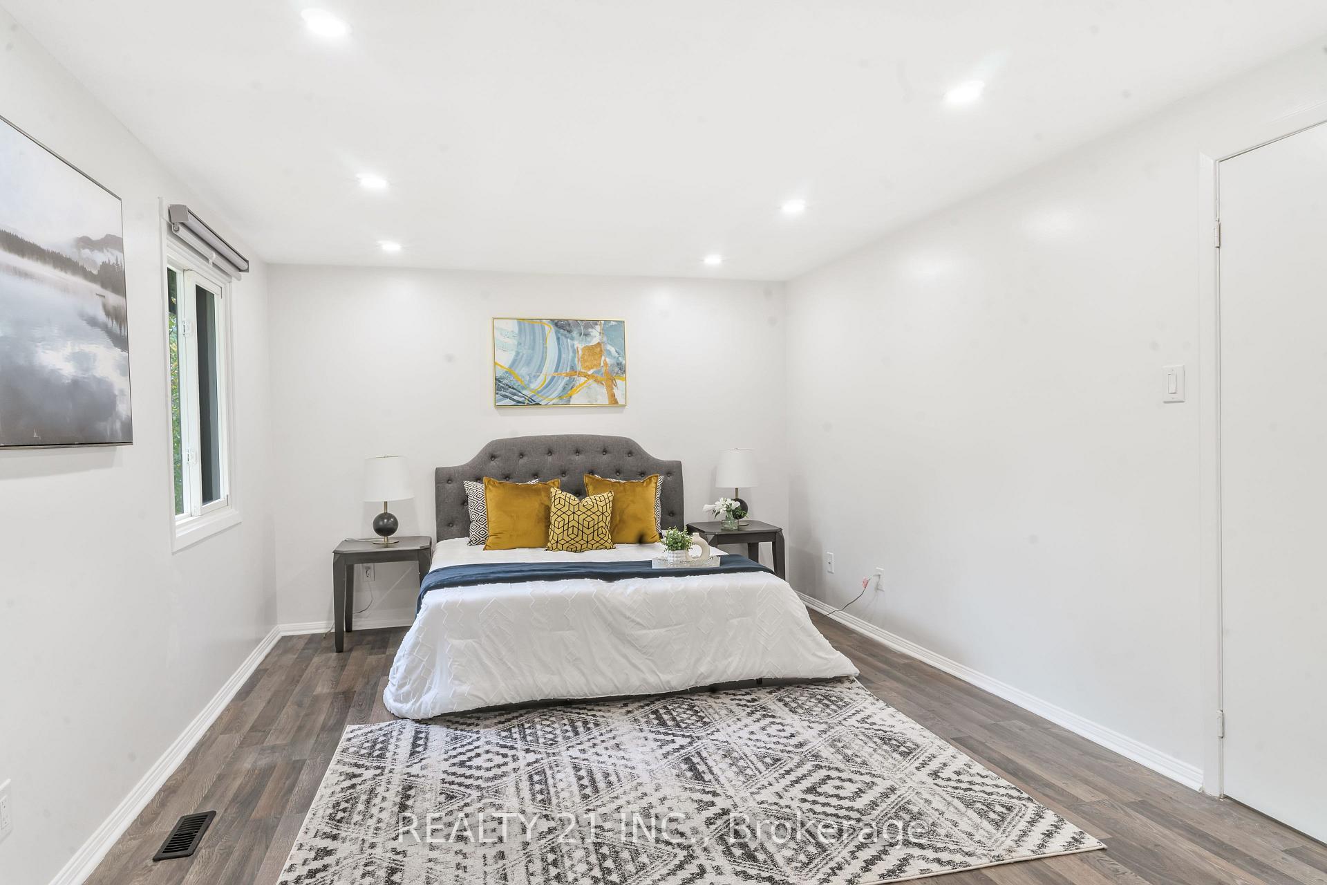Photo 13 of Unit 101, 45 Hansen Road N, Brampton, Madoc — HOMEH