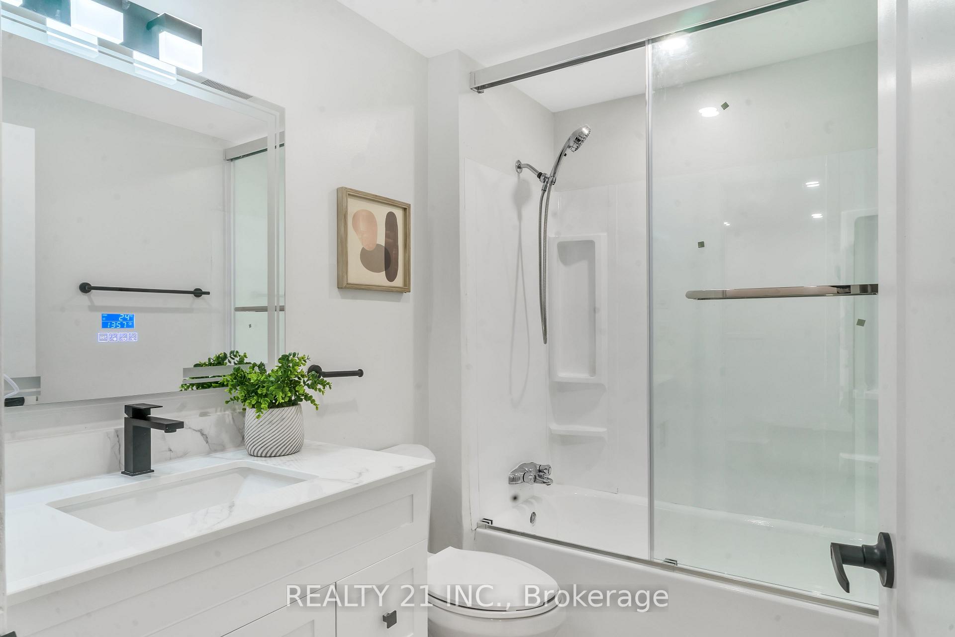 Photo 16 of Unit 101, 45 Hansen Road N, Brampton, Madoc — HOMEH