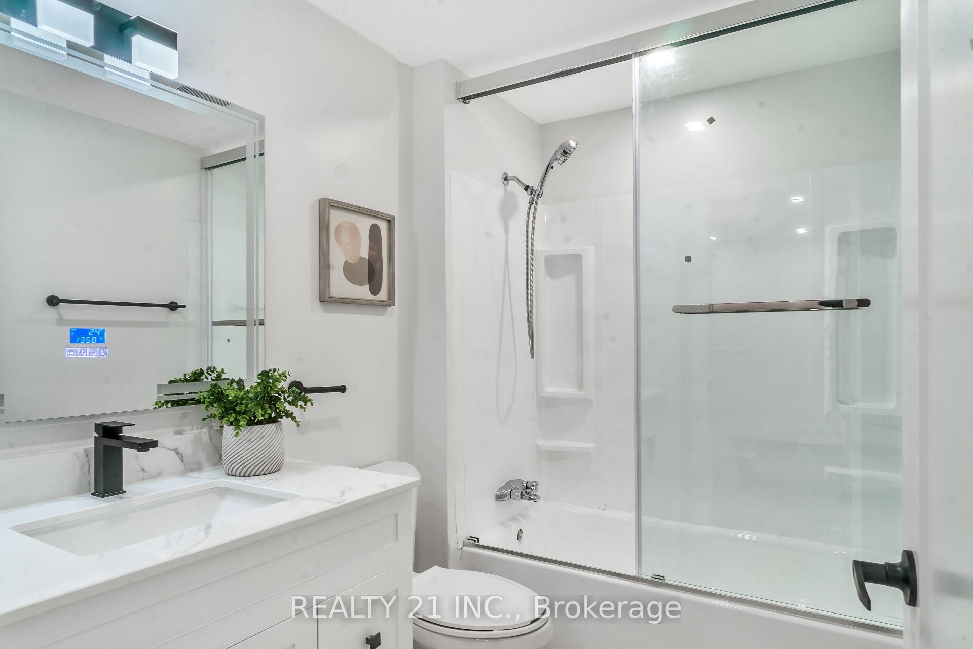 Photo 17 of Unit 101, 45 Hansen Road N, Brampton, Madoc — HOMEH