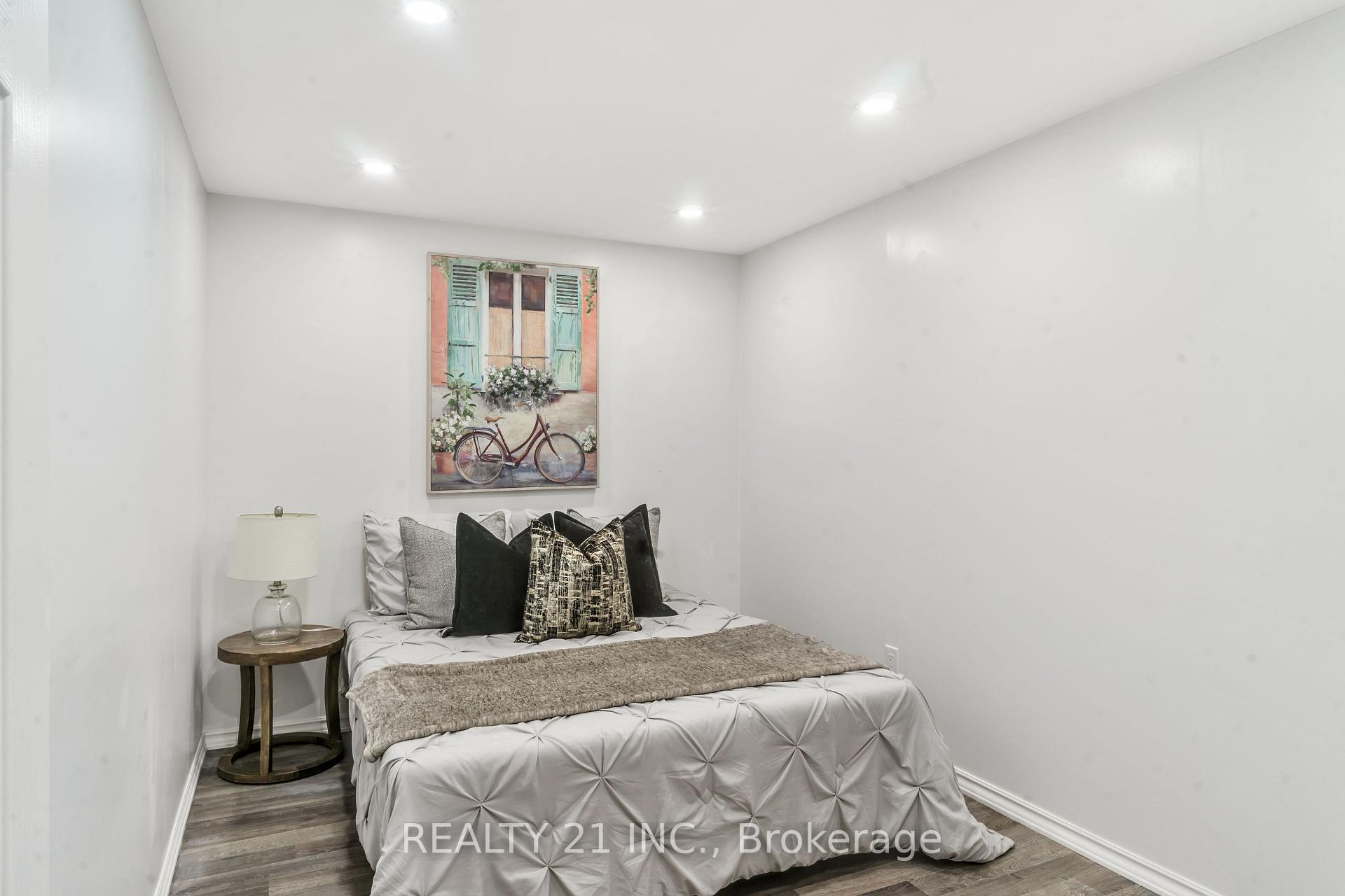 Photo 19 of Unit 101, 45 Hansen Road N, Brampton, Madoc — HOMEH