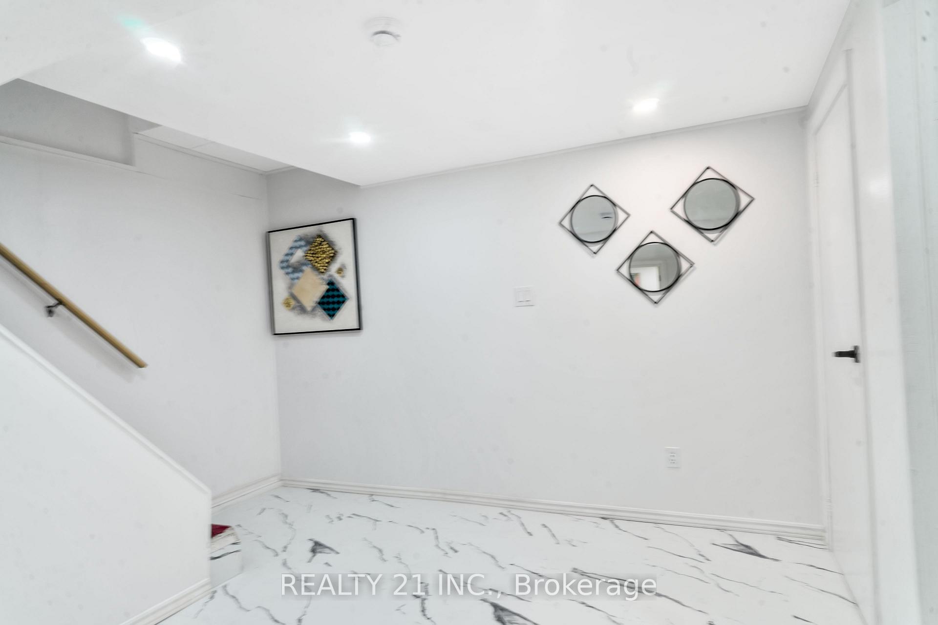 Photo 21 of Unit 101, 45 Hansen Road N, Brampton, Madoc — HOMEH