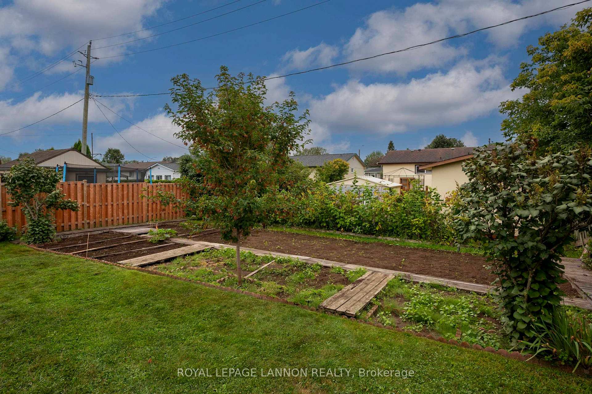 Photo 39 of 262 Sheridan Cres, Thunder Bay, Northwood Park — HOMEH
