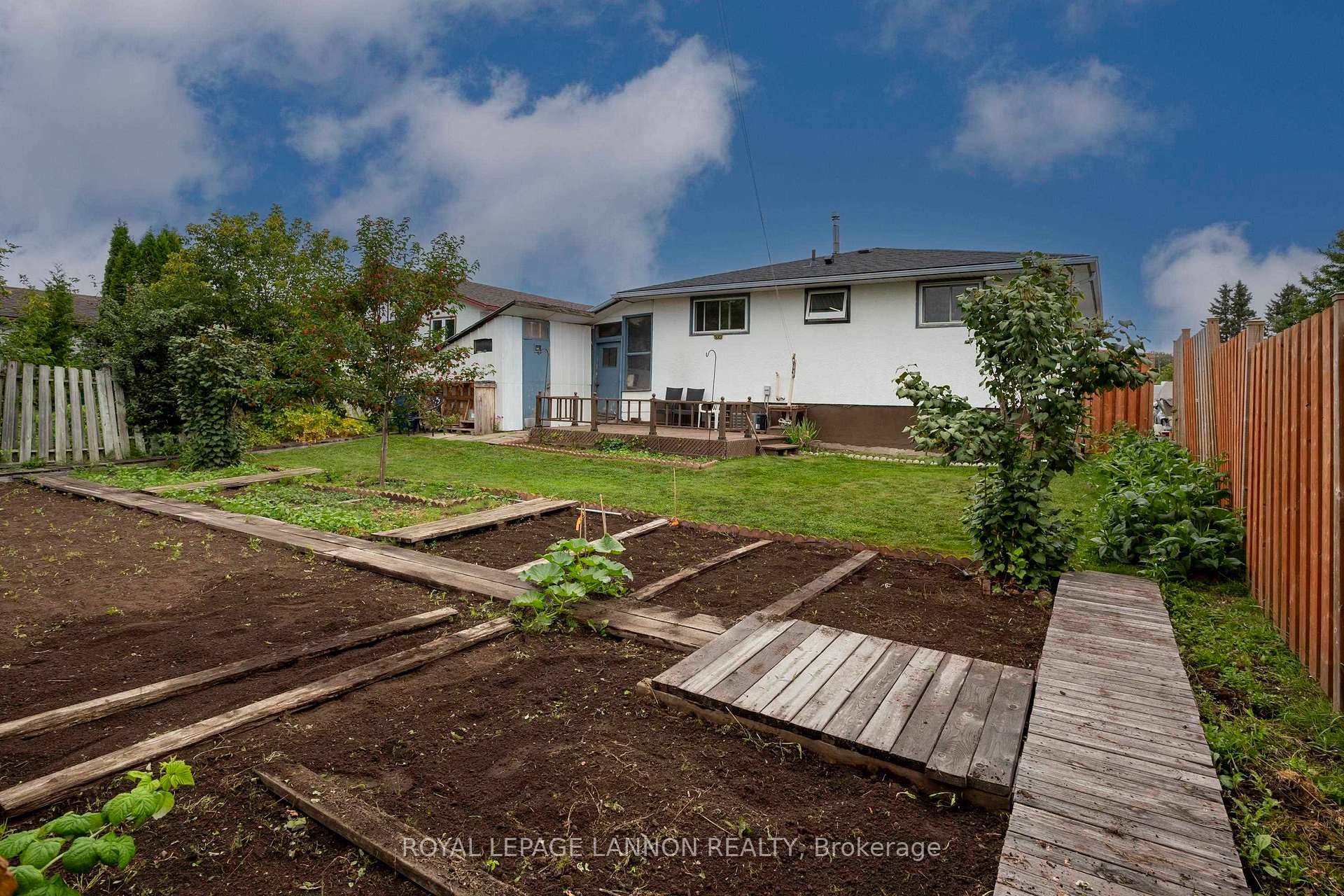 Photo 40 of 262 Sheridan Cres, Thunder Bay, Northwood Park — HOMEH