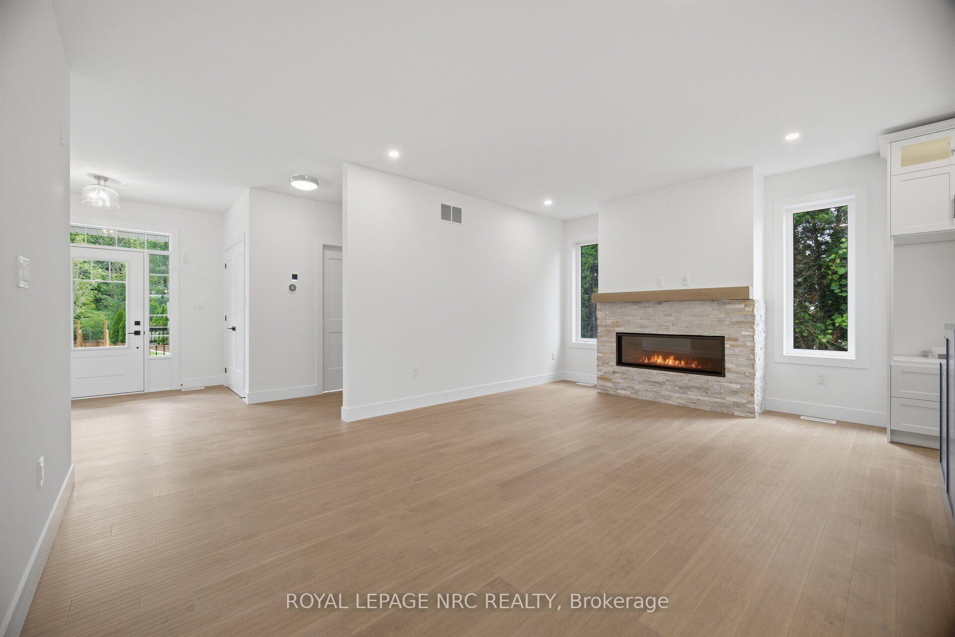 Photo 3 of Unit 22, 2797 Red Maple Avenue, Lincoln, Lincoln-Jordan/Vineland — HOMEH