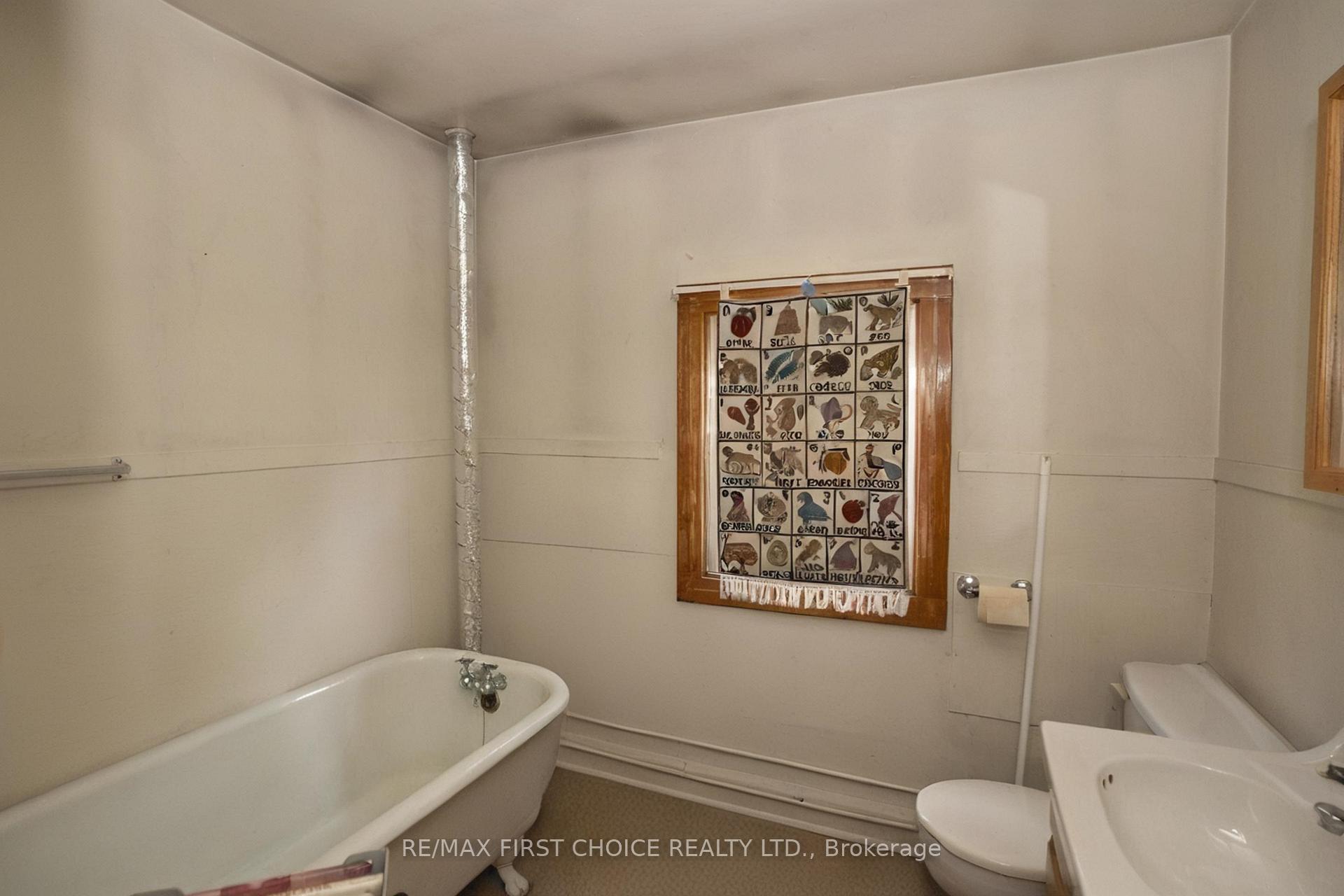 Photo 20 of 348 Ambrose Street, Thunder Bay, Court / Cumberland — HOMEH