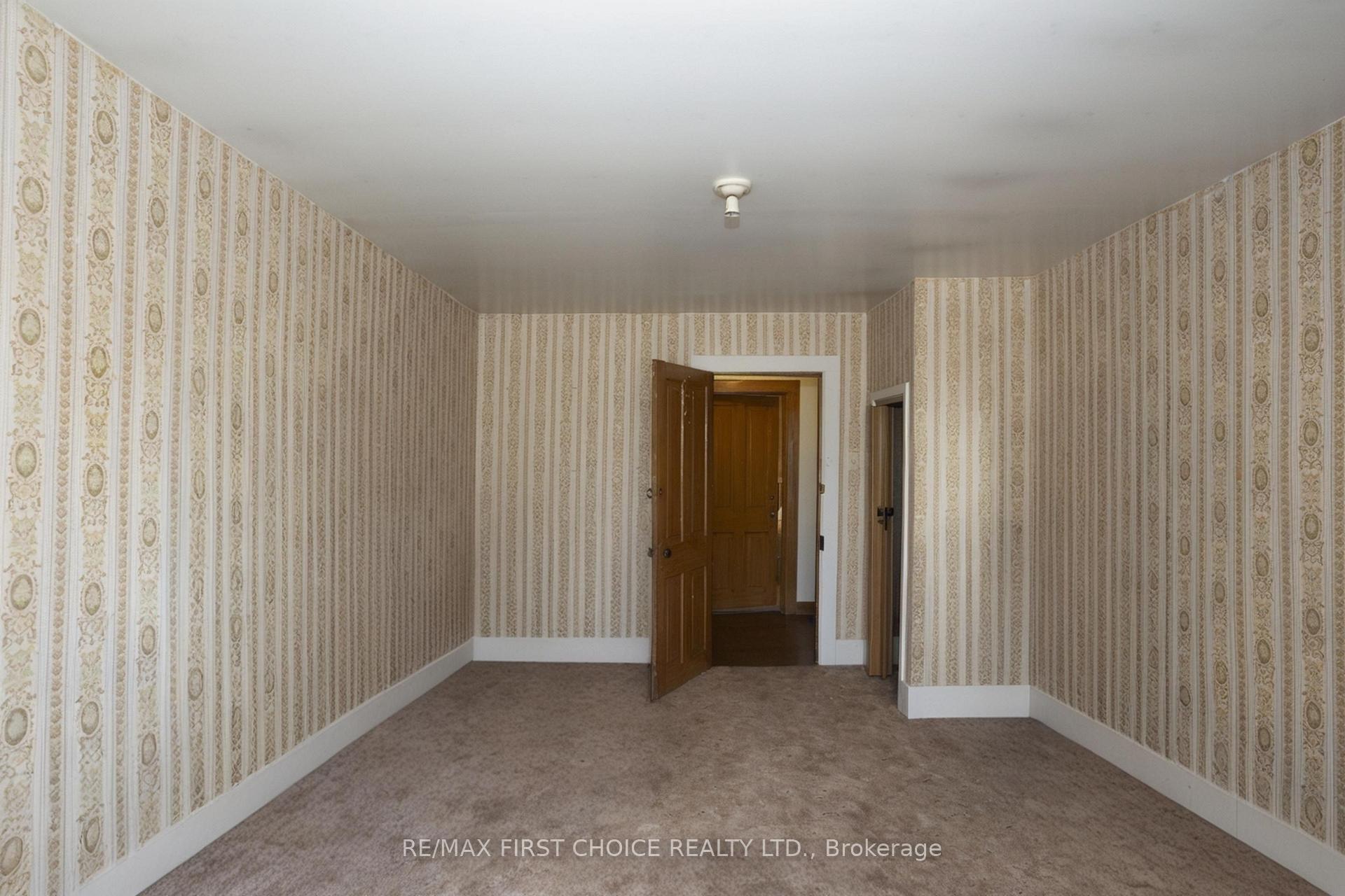 Photo 21 of 348 Ambrose Street, Thunder Bay, Court / Cumberland — HOMEH