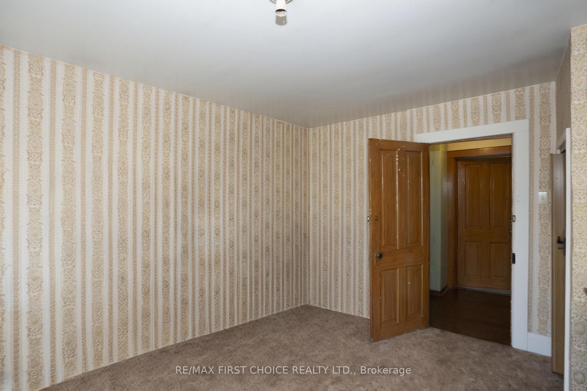 Photo 22 of 348 Ambrose Street, Thunder Bay, Court / Cumberland — HOMEH