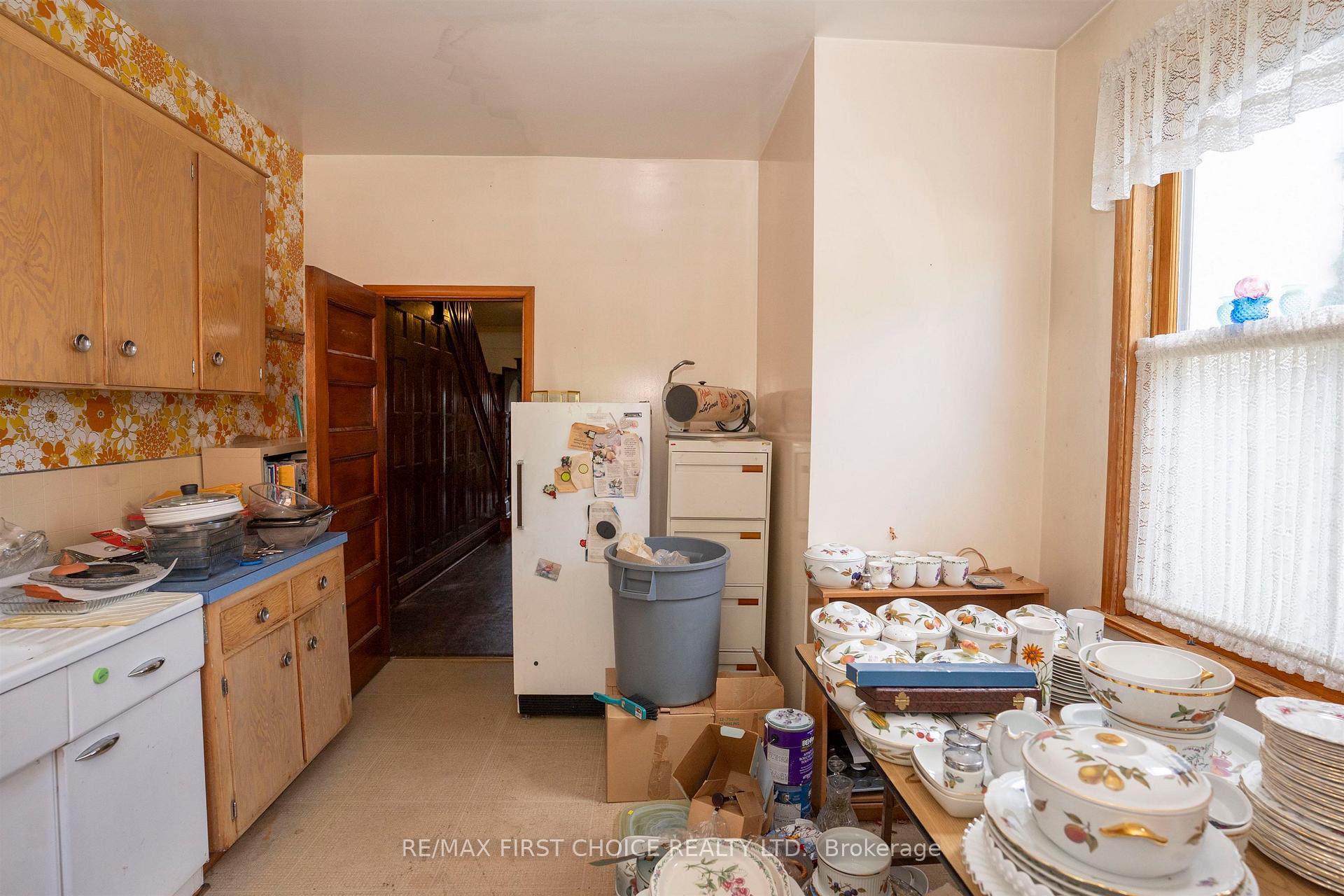 Photo 29 of 348 Ambrose Street, Thunder Bay, Court / Cumberland — HOMEH