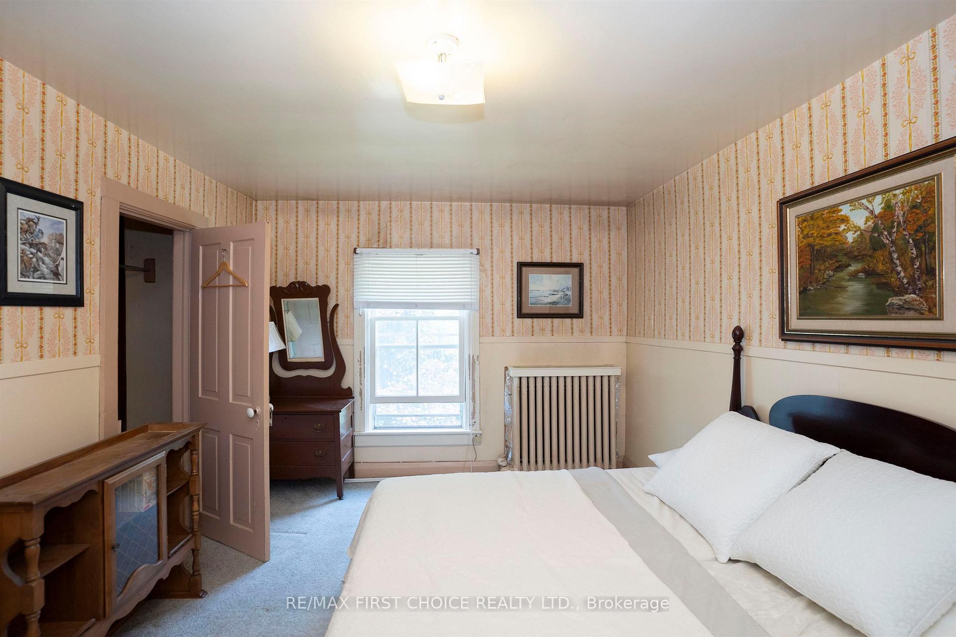 Photo 39 of 348 Ambrose Street, Thunder Bay, Court / Cumberland — HOMEH