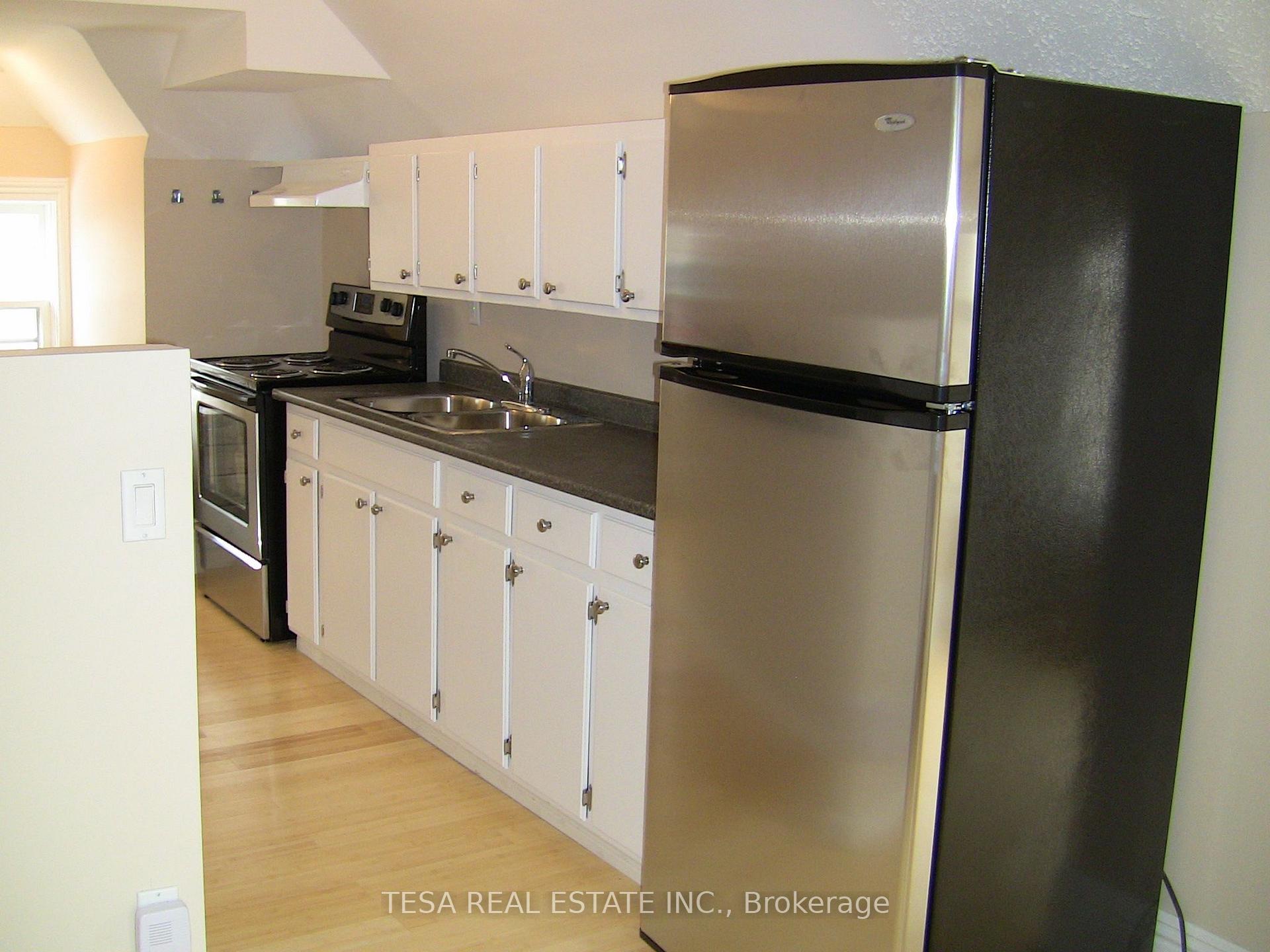 Photo 7 of Unit 4, 77 East Avenue, Brantford, Victoria/Arthur — HOMEH