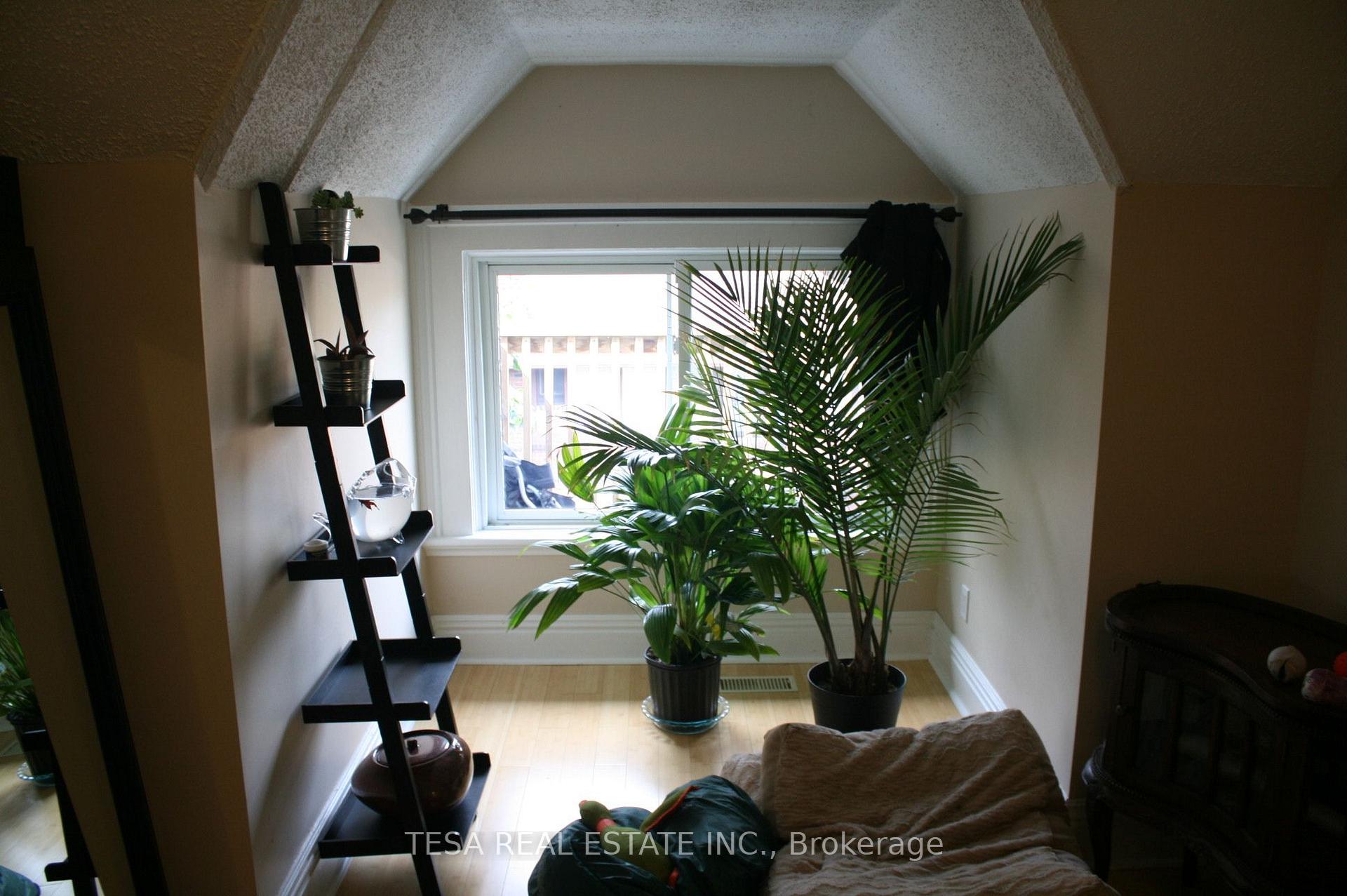 Photo 16 of Unit 4, 77 East Avenue, Brantford, Victoria/Arthur — HOMEH