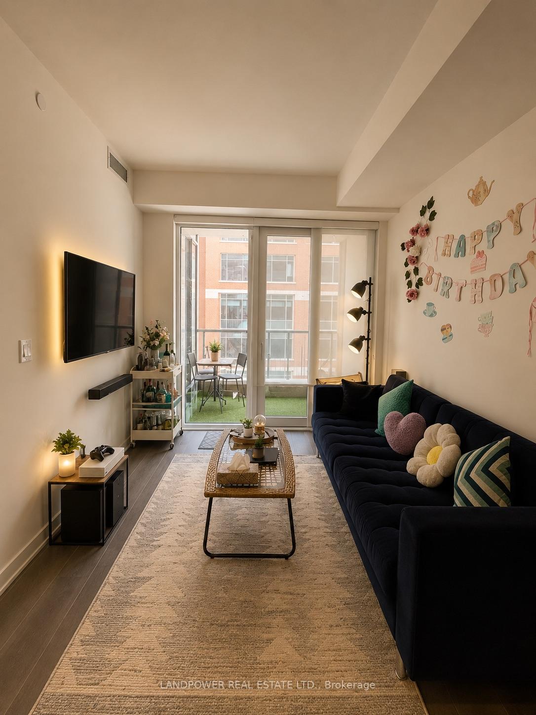 Front of Unit 678 W, 135 Lower Sherbourne Street W