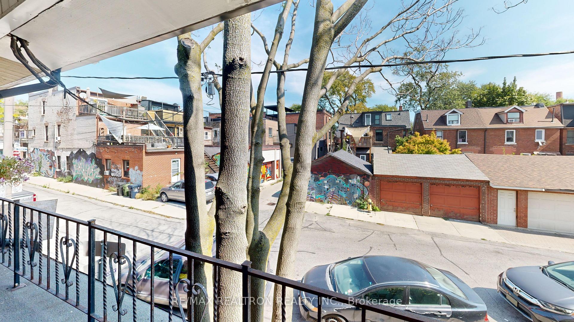 Photo 25 of Unit Upper, 32 Macklem Avenue, Toronto, Little Portugal — HOMEH