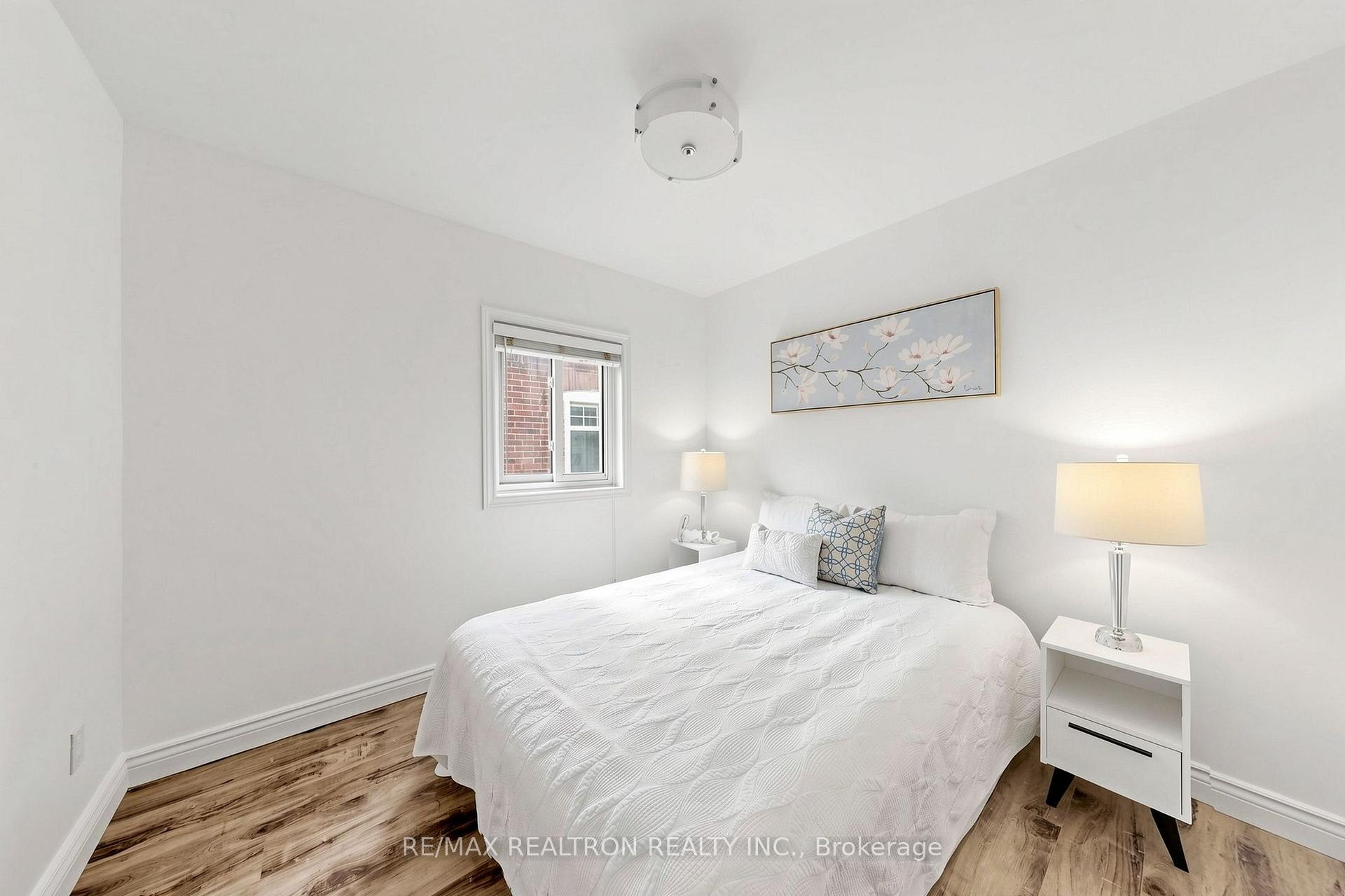 Photo 29 of 8 Villa Road, Etobicoke, Long Branch — HOMEH