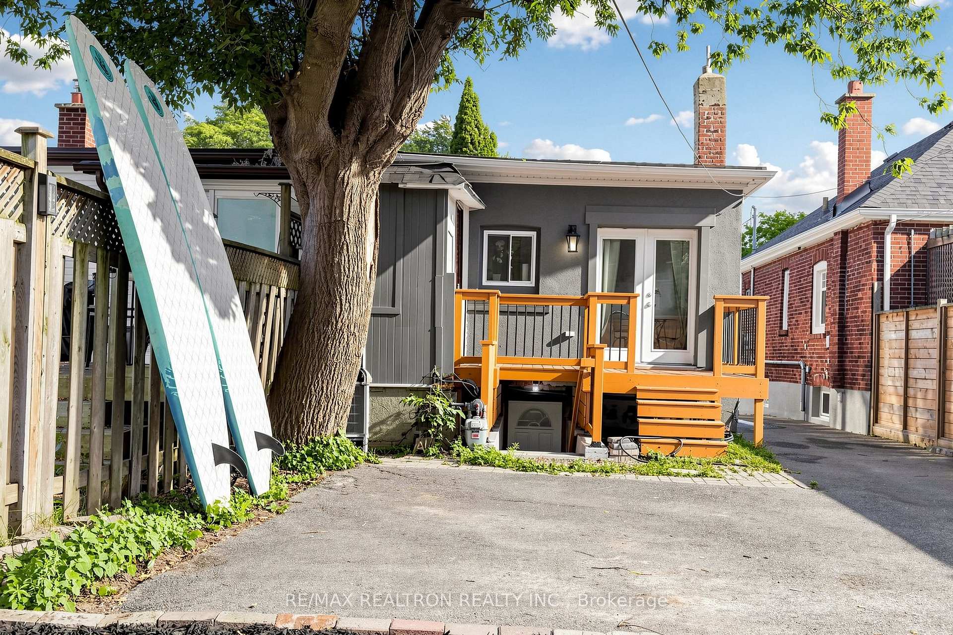 Photo 47 of 8 Villa Road, Etobicoke, Long Branch — HOMEH