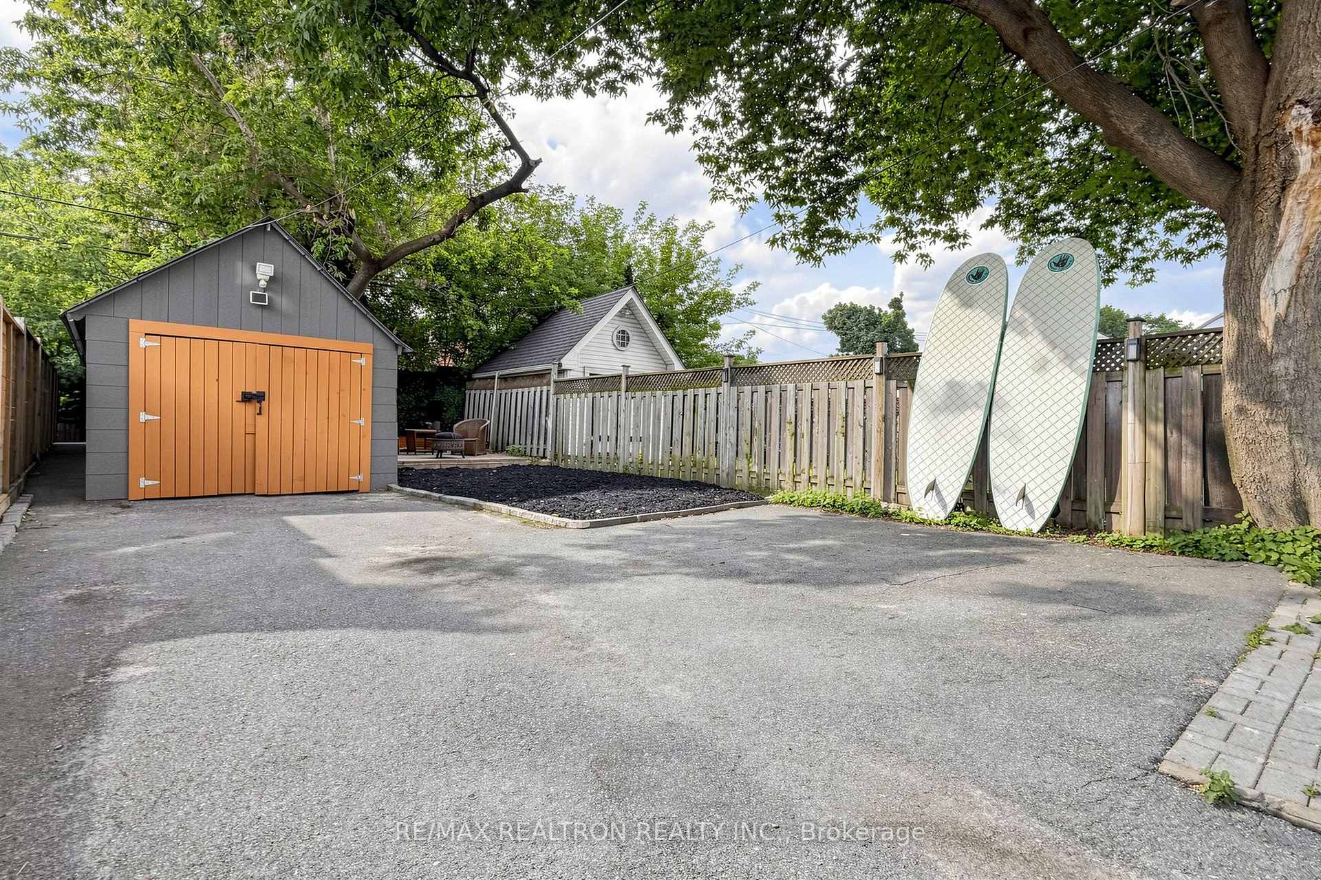 Photo 49 of 8 Villa Road, Etobicoke, Long Branch — HOMEH