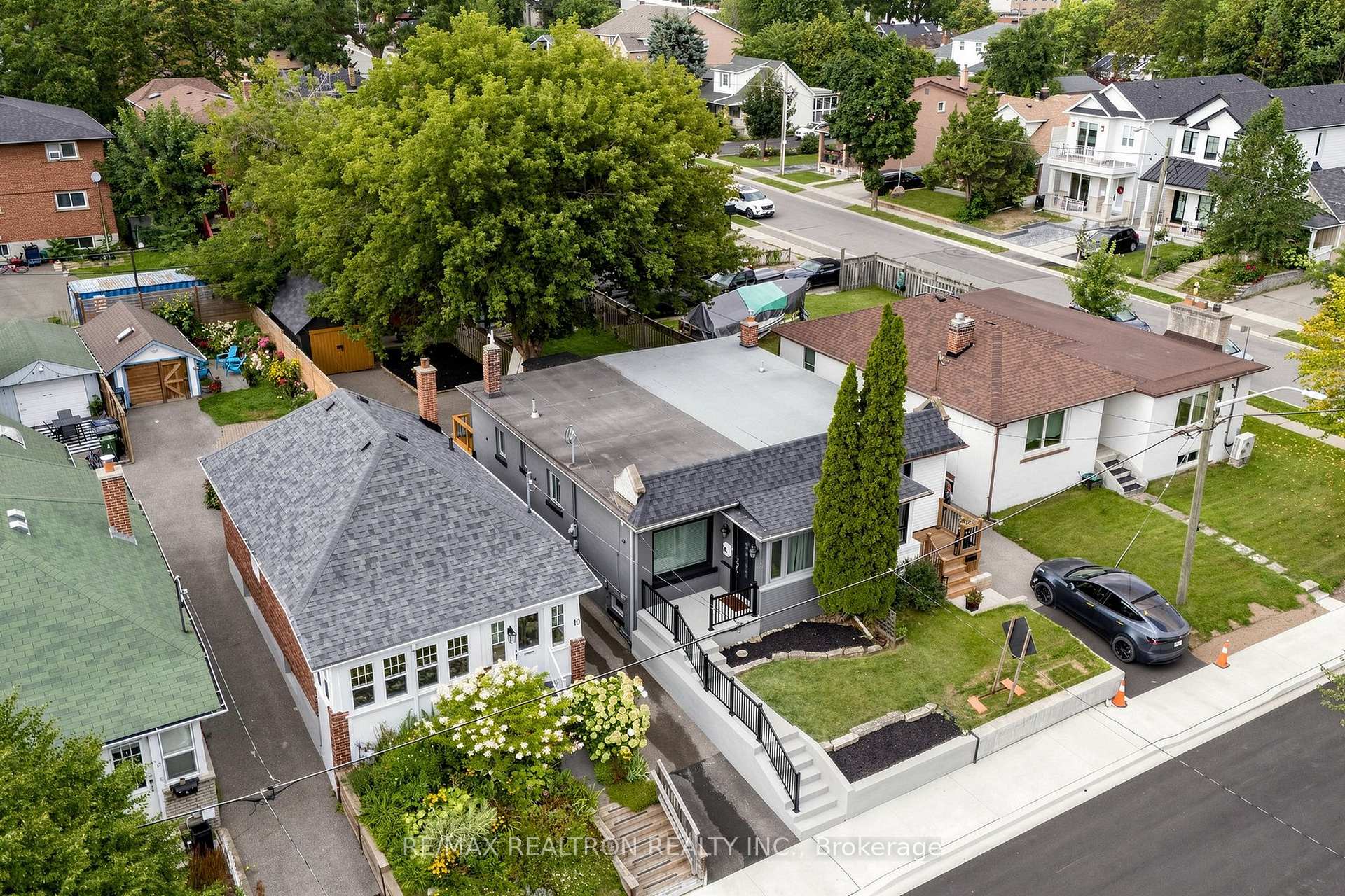 Photo 57 of 8 Villa Road, Etobicoke, Long Branch — HOMEH