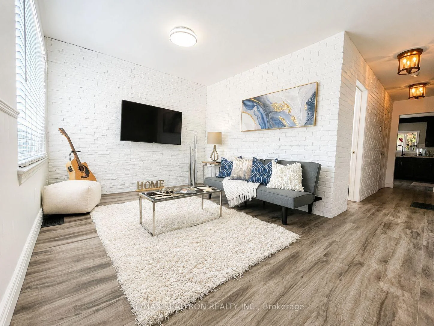 Photo 14 of 8 Villa Road, Etobicoke, Long Branch — HOMEH