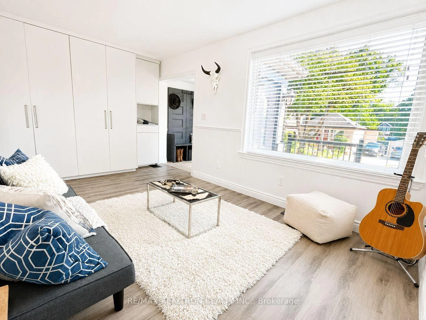 Photo 15 of 8 Villa Road, Etobicoke, Long Branch — HOMEH