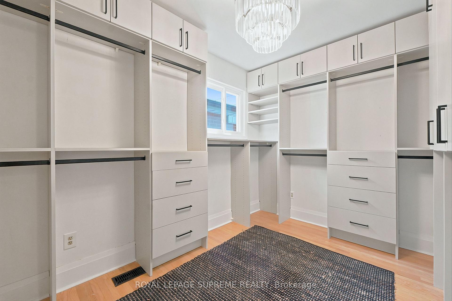 Photo 25 of 395 McRoberts Avenue, Toronto, Caledonia-Fairbank — HOMEH
