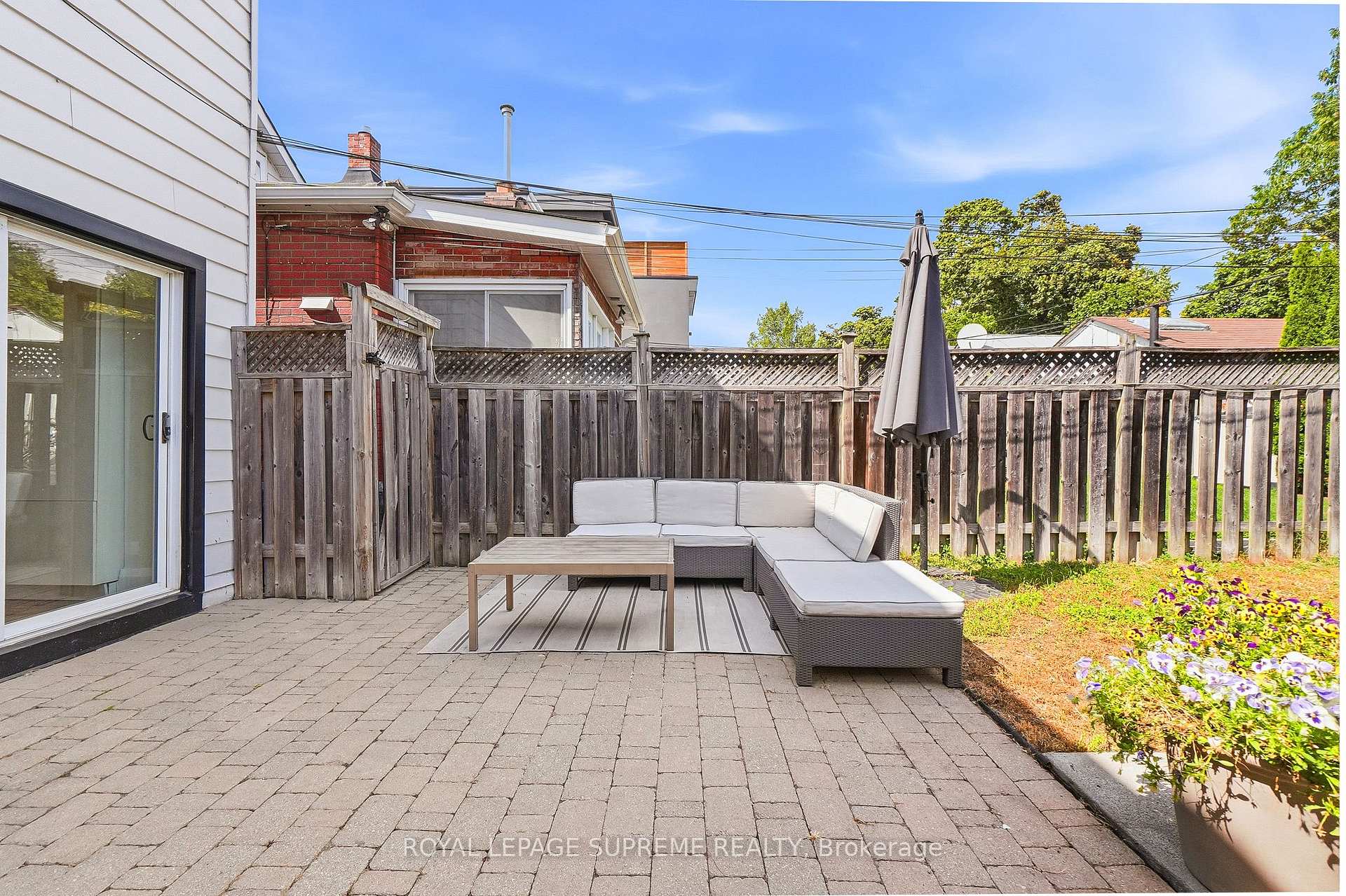 Photo 37 of 395 McRoberts Avenue, Toronto, Caledonia-Fairbank — HOMEH