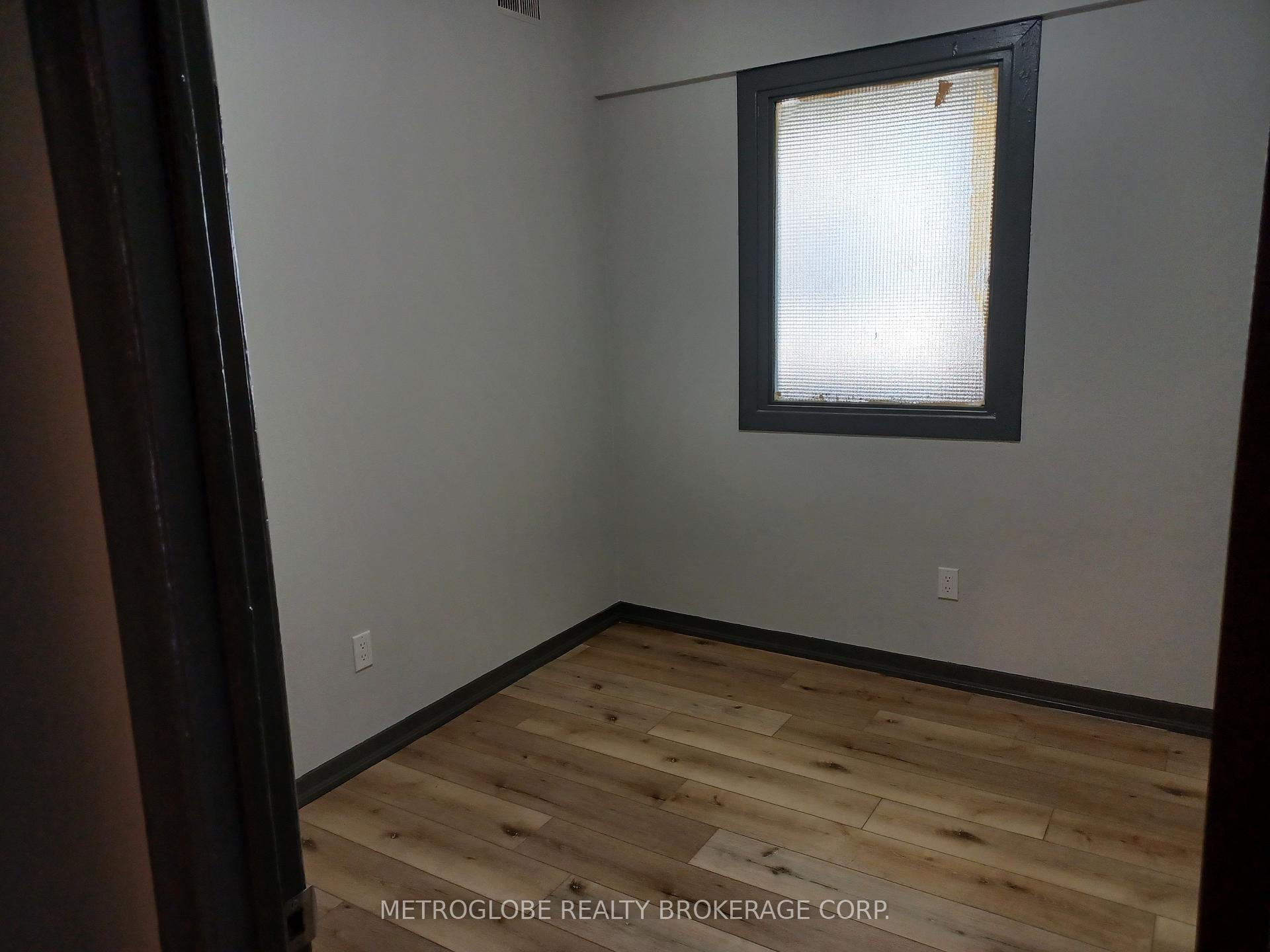 Photo 7 of Unit 11, 191 Lakeshore Road E, Mississauga, Port Credit — HOMEH